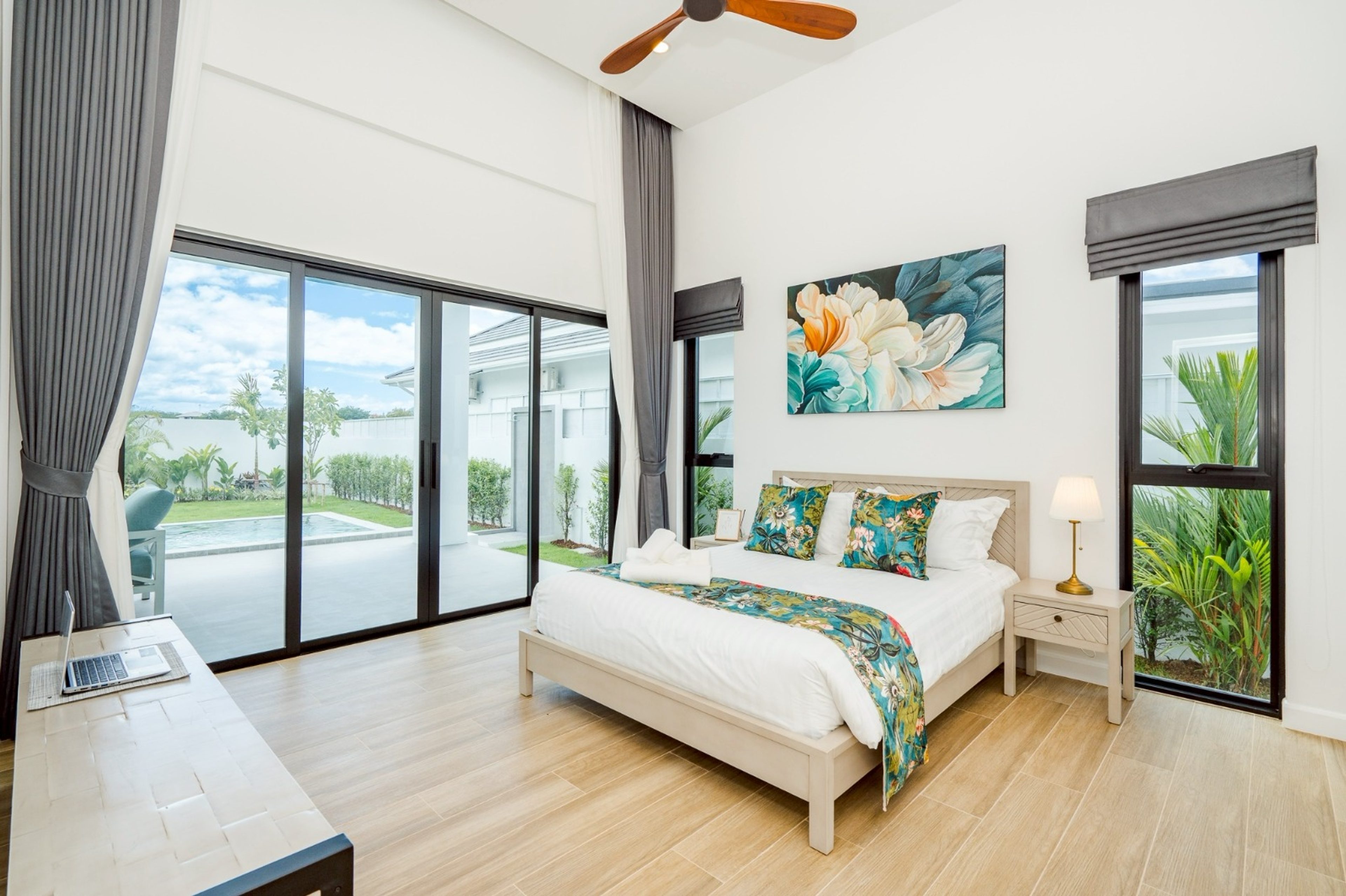 Luxury 3 Bed 3 Bath Pool Villa for Sale in Hua Hin Soi 112 thumbnail 16