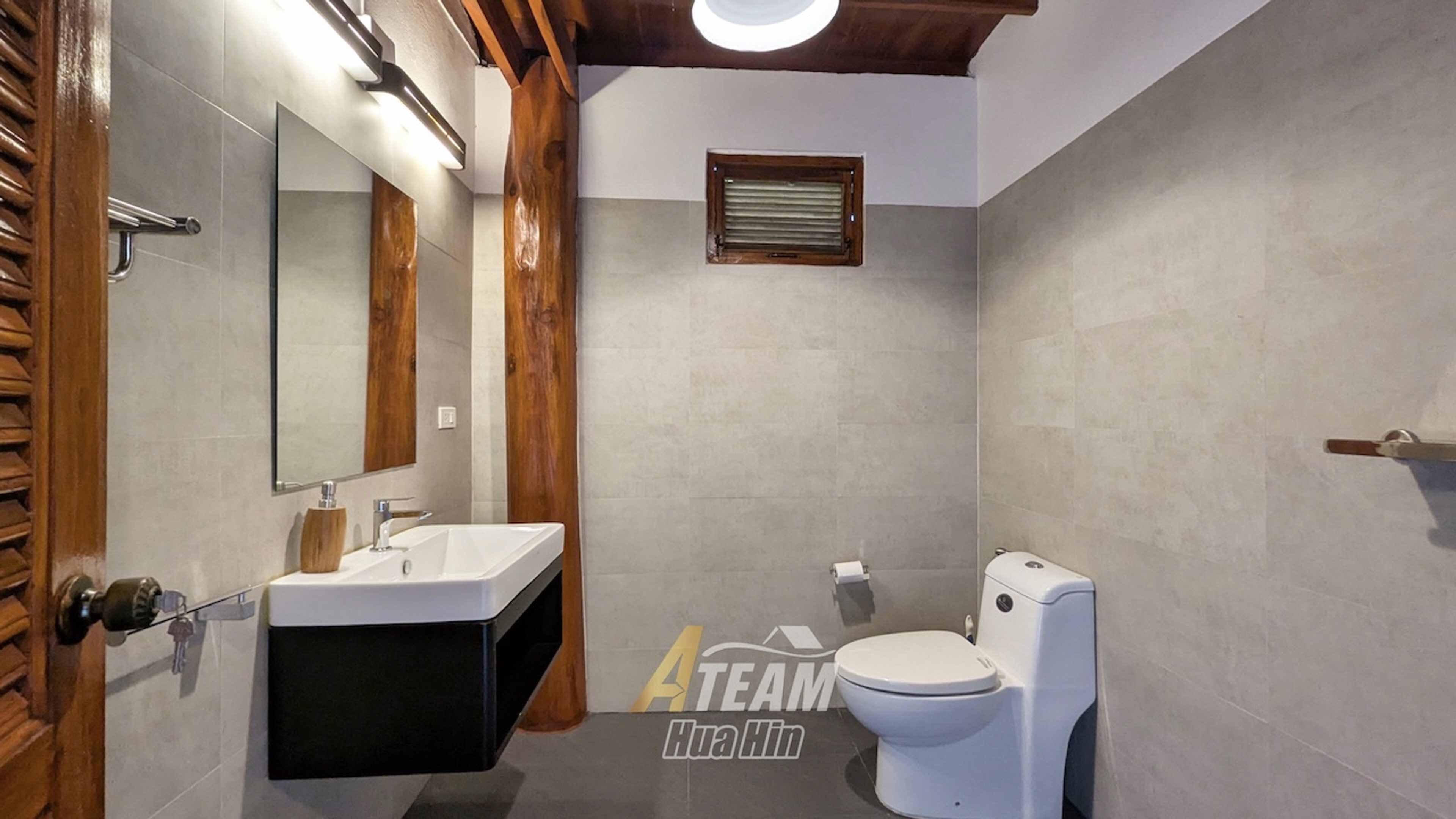 Traditional Thai 2 Bed 2 Bath Teak Wood Pool Villa  thumbnail 18
