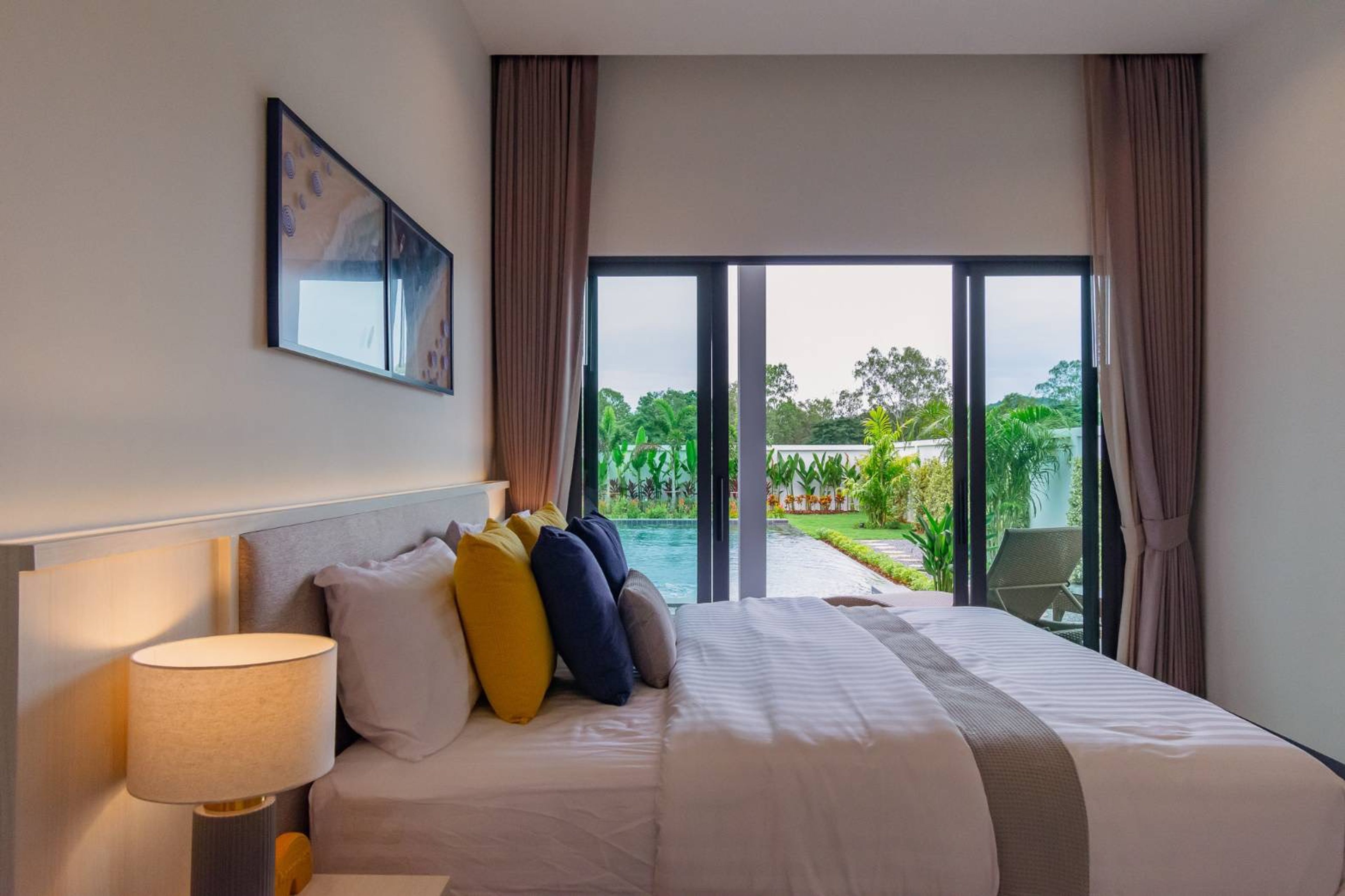 Beautifully Designed 3 Bed 3 Bath Private Pool Villa thumbnail 19