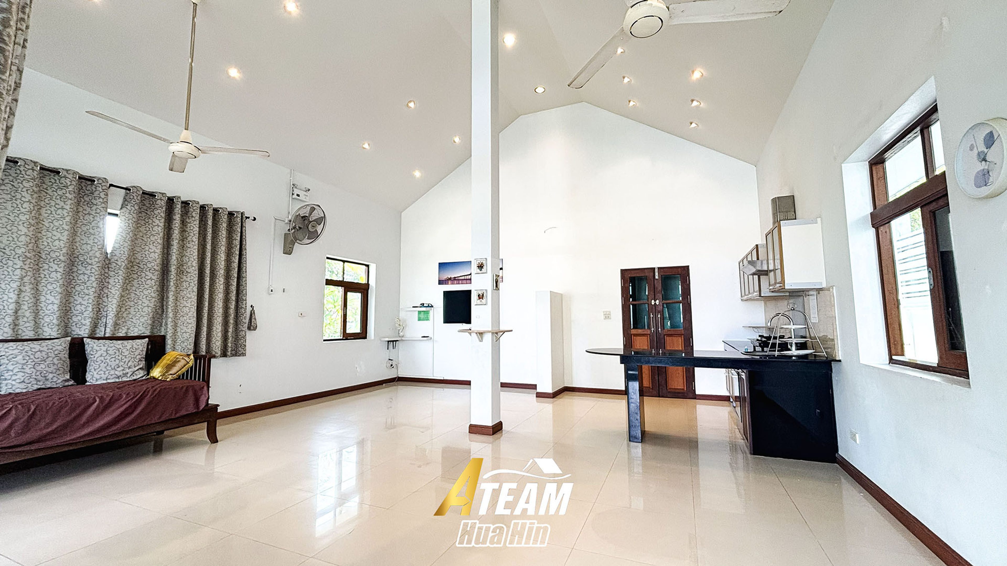 Beachfront House for Rent in Sam Roi Yot thumbnail 11