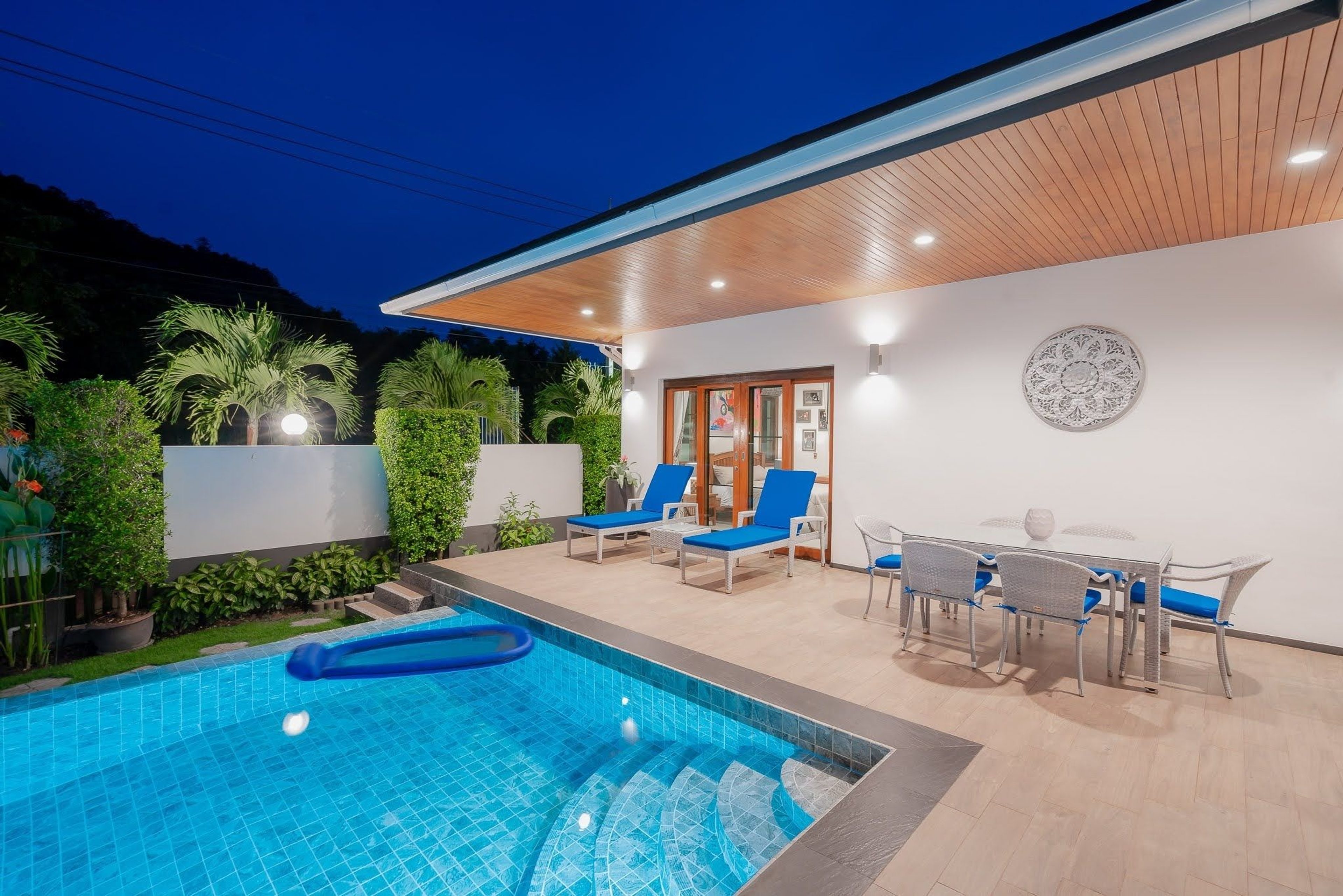 House / Villa For Rent - - 3 Bedrooms - 2 Bathrooms - Price ฿90,000 -  thumbnail 18