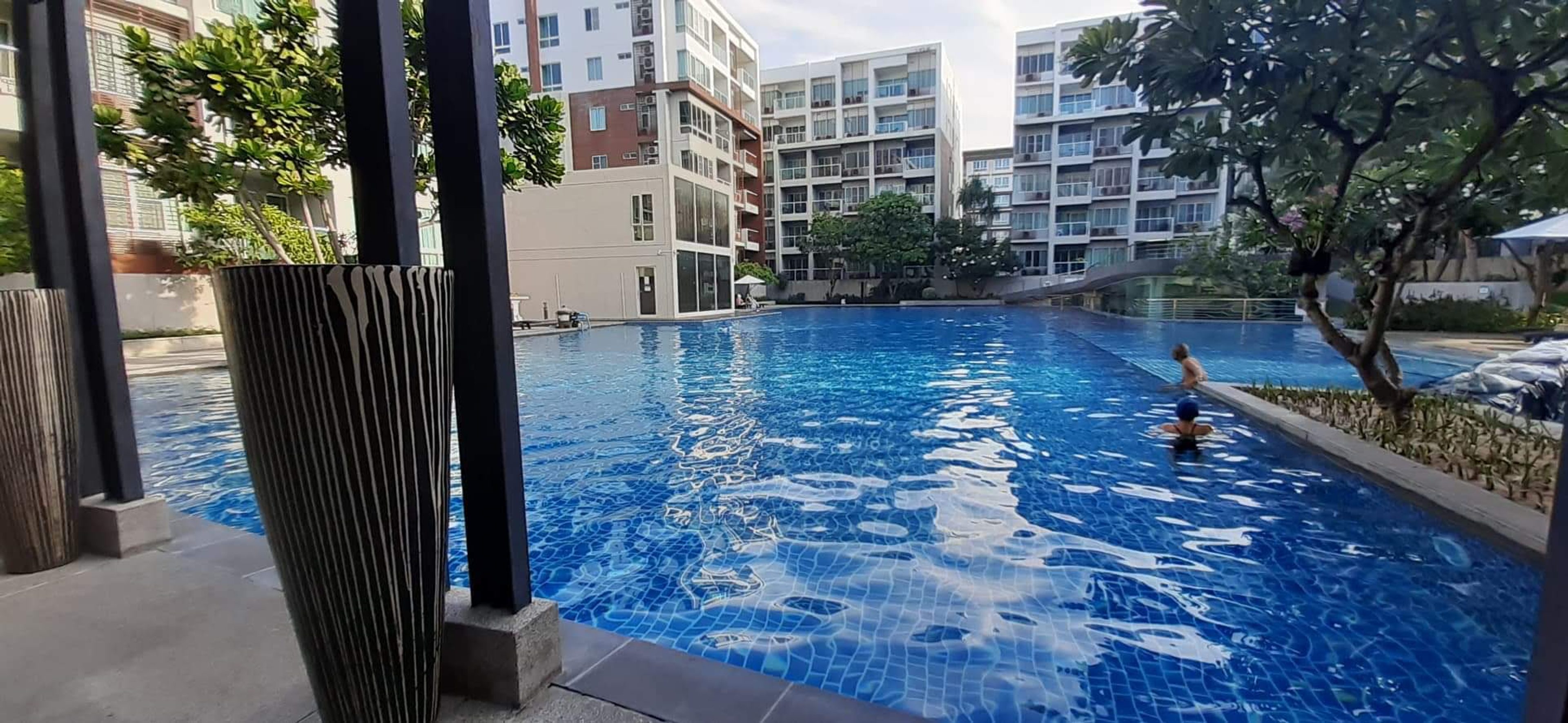Beautiful low-rise condo for Sale thumbnail 13