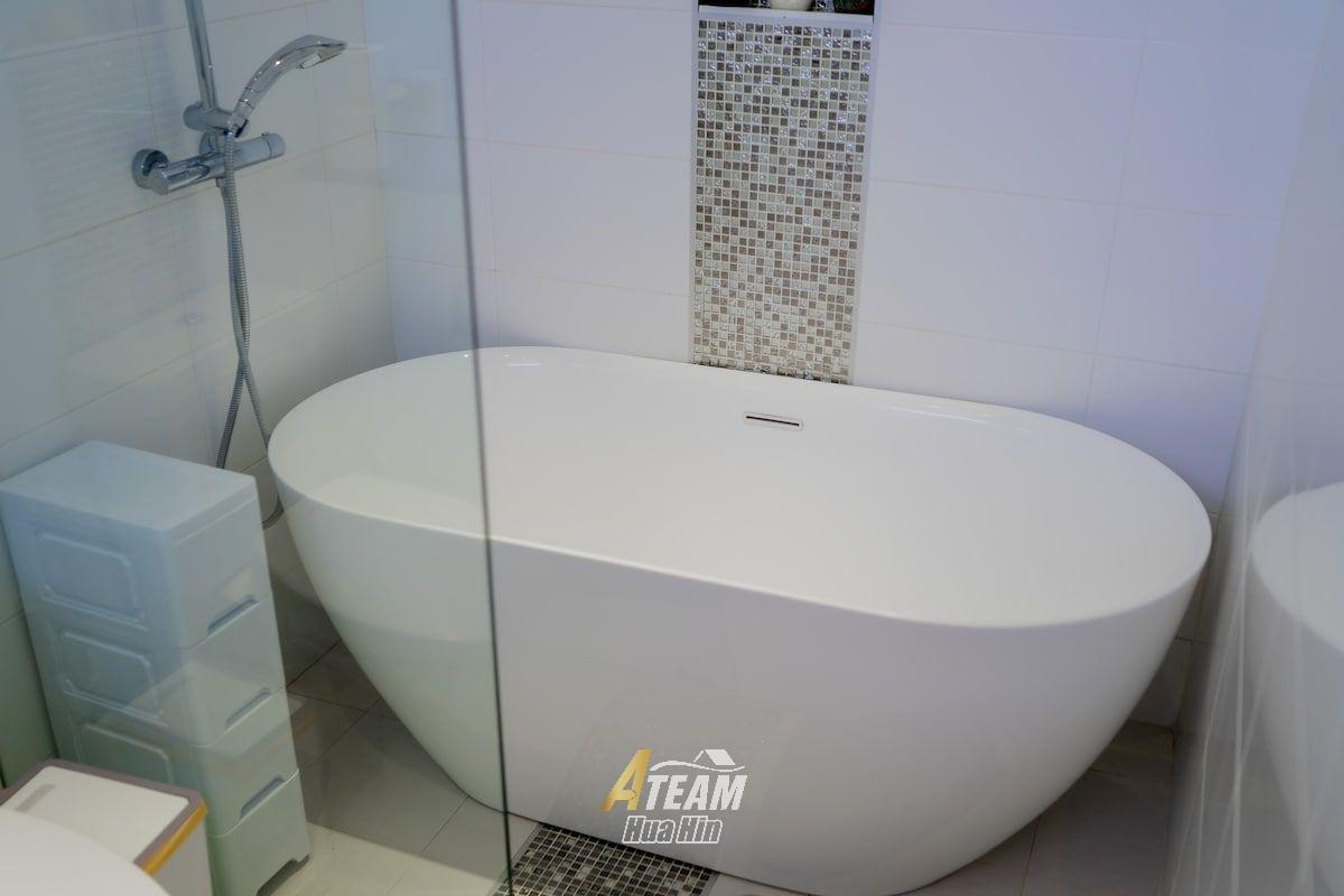Luxury 3-Bedroom Pool Villa for Sale at Falcon Hill, Soi 102 thumbnail 36