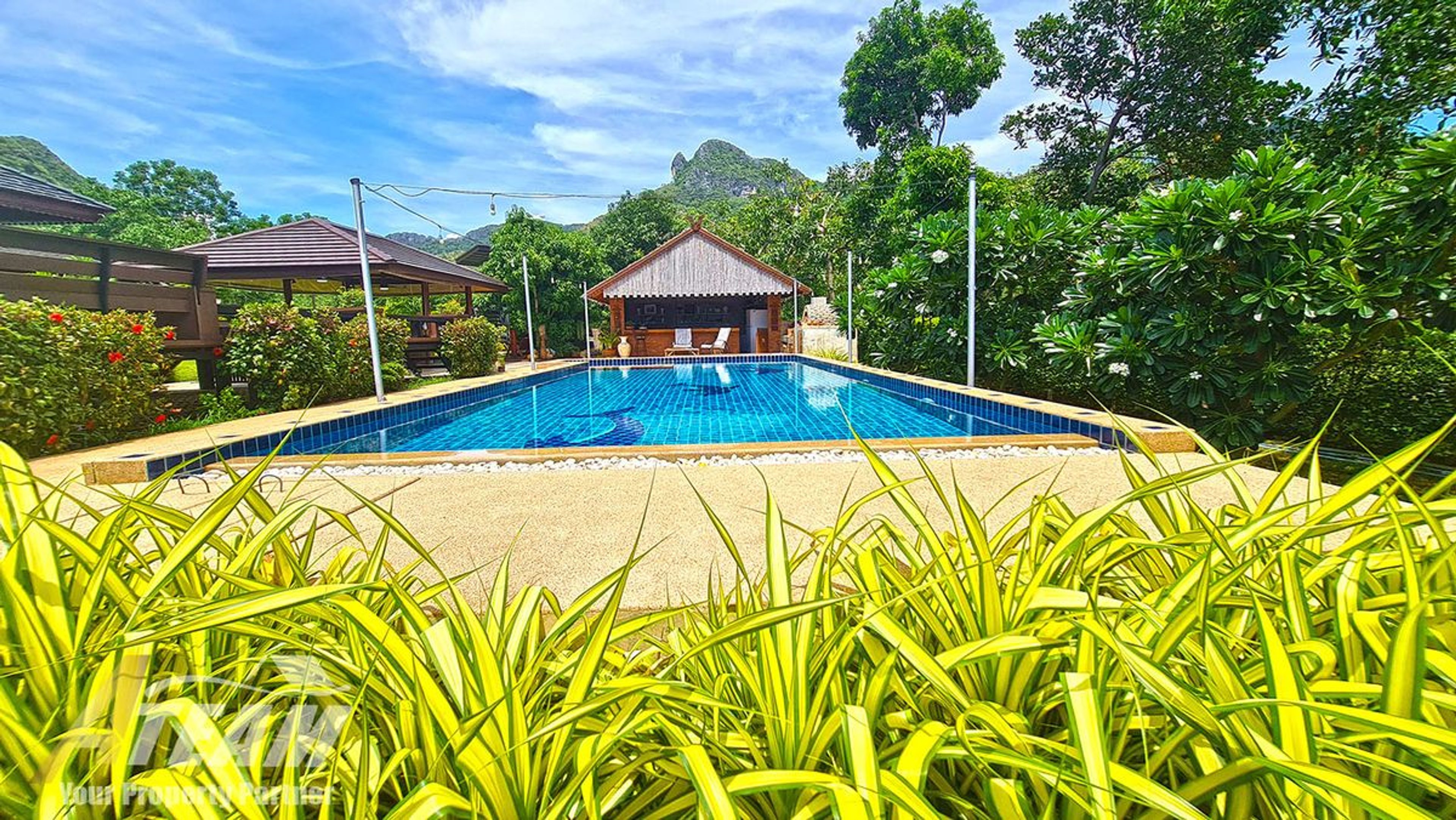 Price drop on this dream property with incredible mountain settings no thumbnail 40