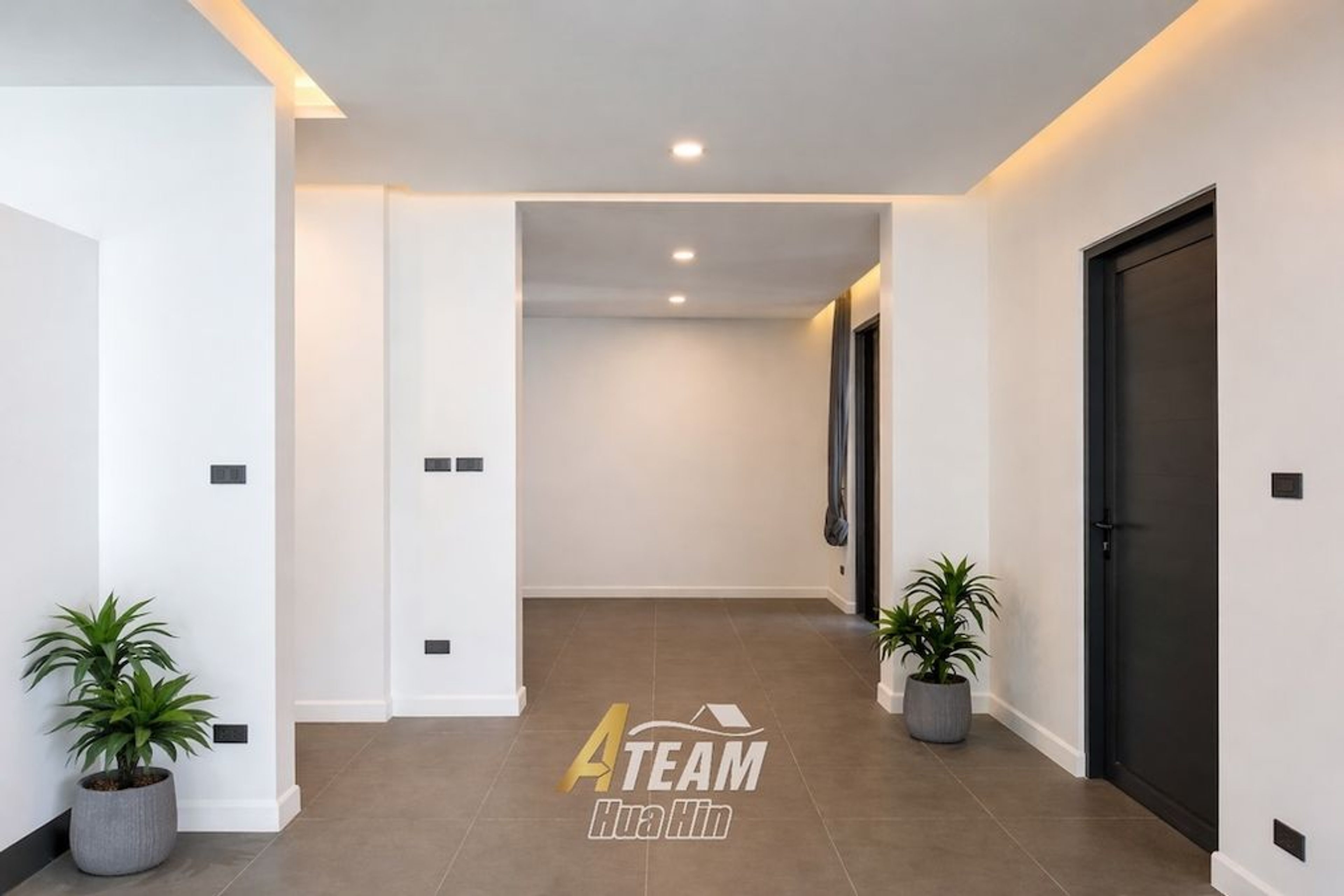 Modern Pool Villa with Large Interior Space in Soi 114 thumbnail 9