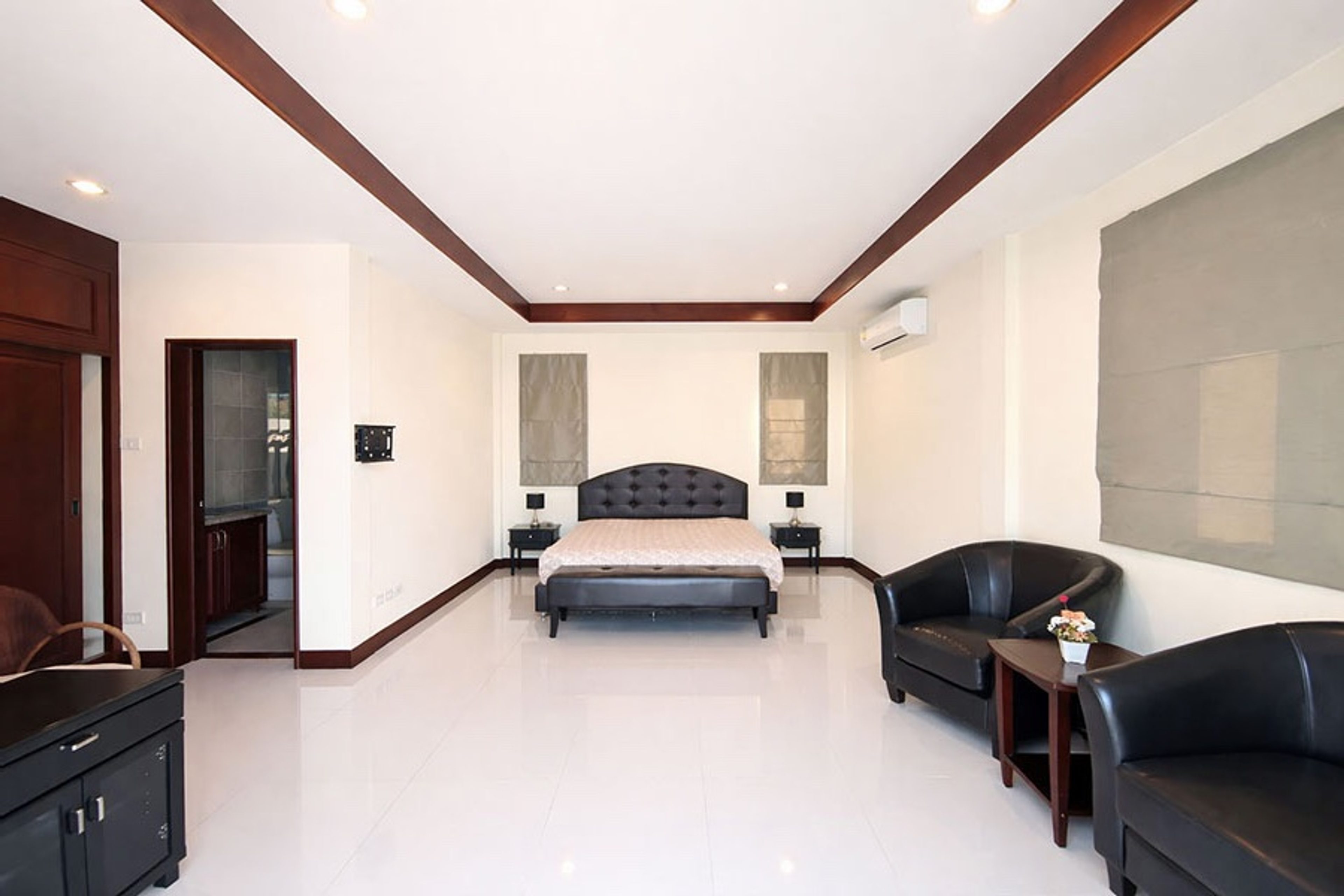 Beautiful 2 storey Pool Villa with mountain views thumbnail 12