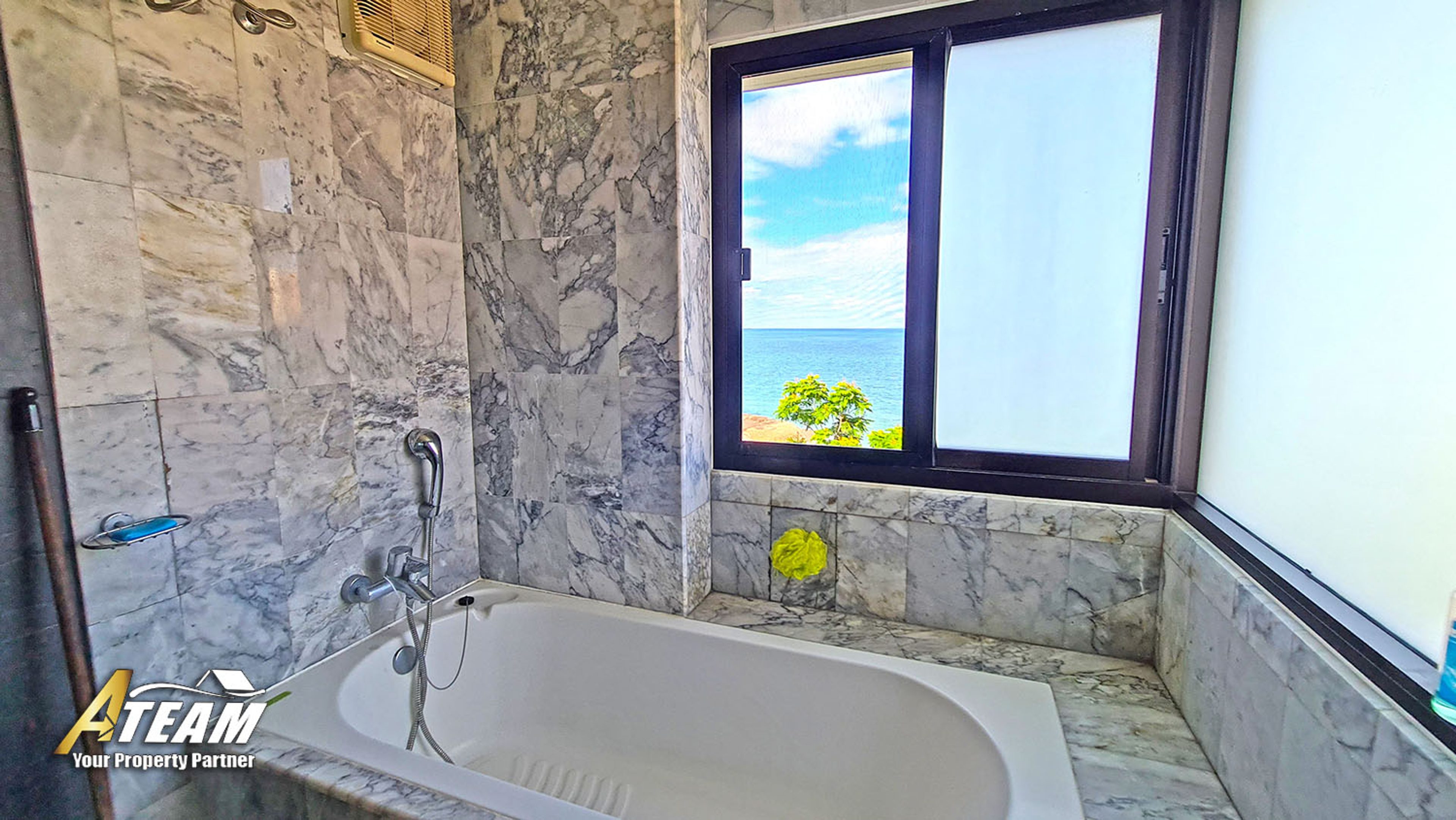 Beachfront sea view condo in Khao Tao, Santipura thumbnail 24