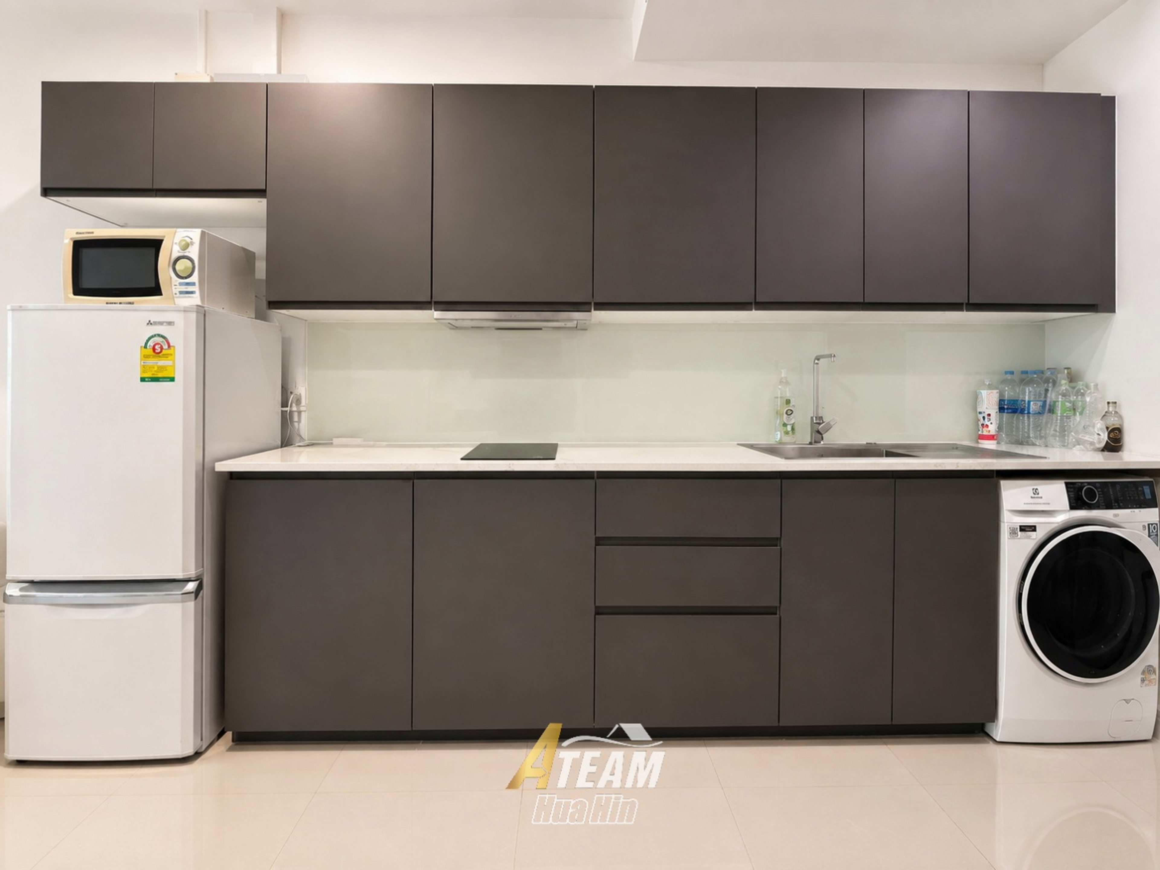 For Rent Spacious 2-Bedroom Condo Near the Beach in Khao Takiab thumbnail 7