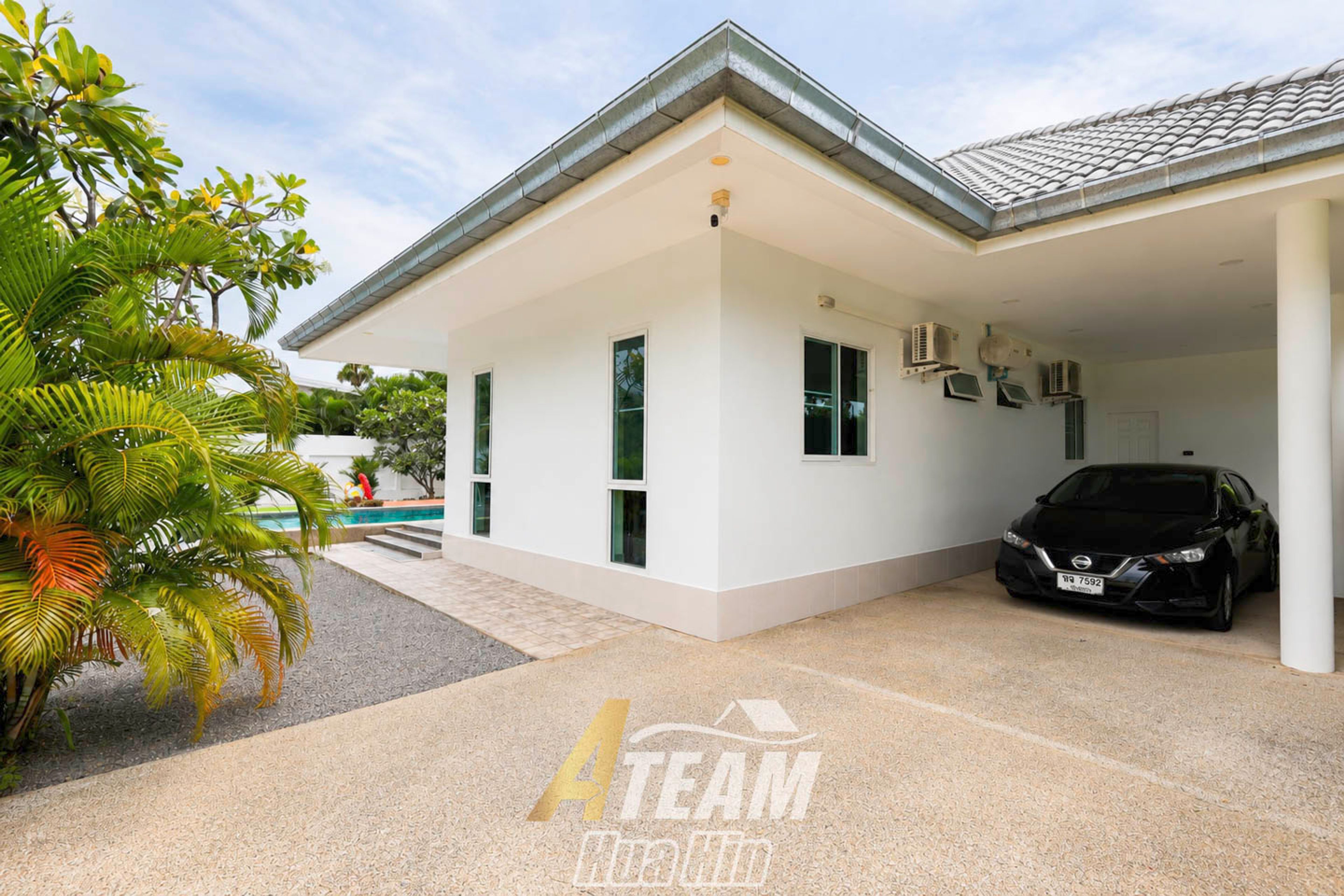 Private 3-Bedroom Pool Villa on a Large 800 Sq.m. Plot | Pak Nam Pran, Pranburi thumbnail 20