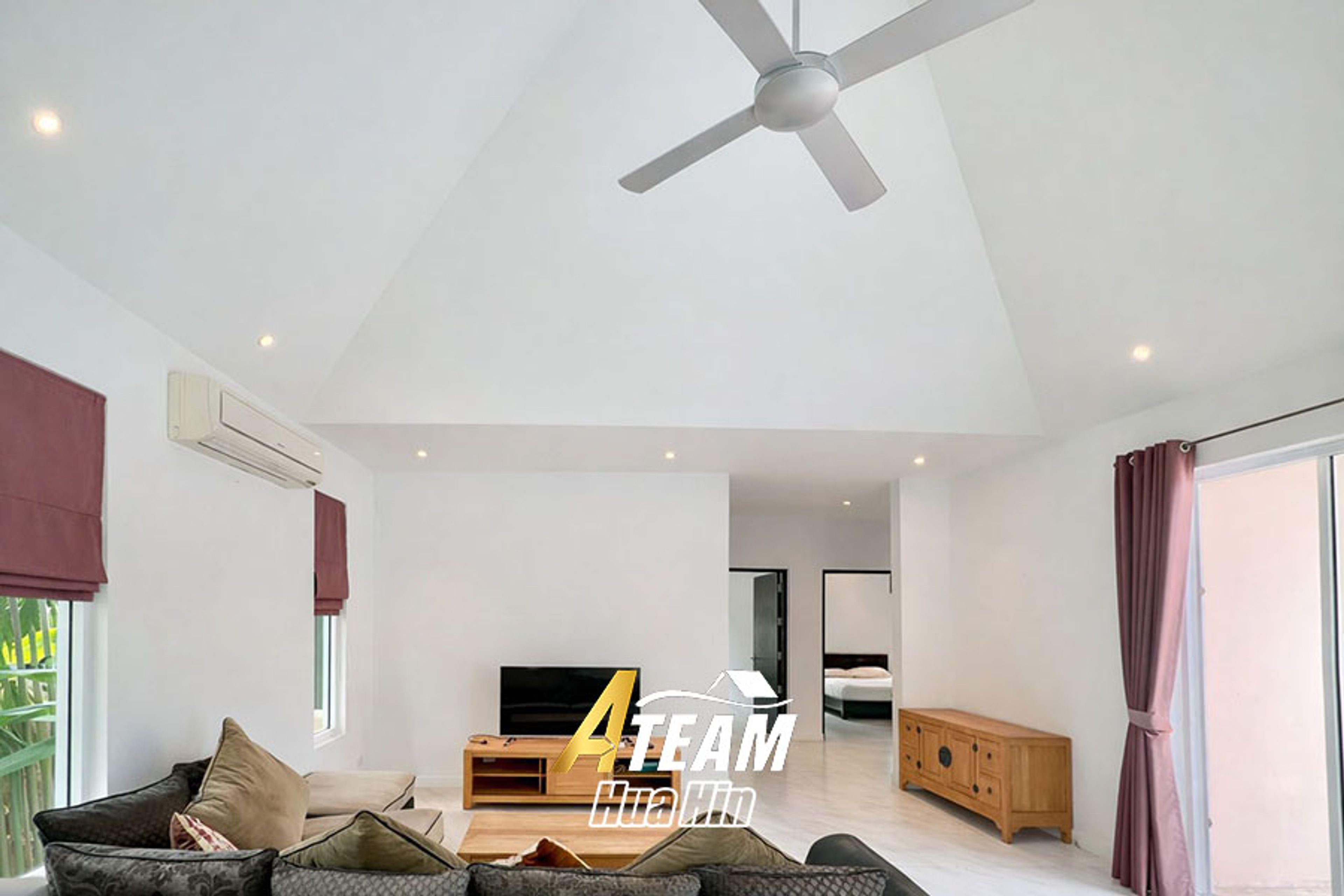 Pet-Friendly Pool Villa for Rent in Thap Tai, Hua Hin thumbnail 7