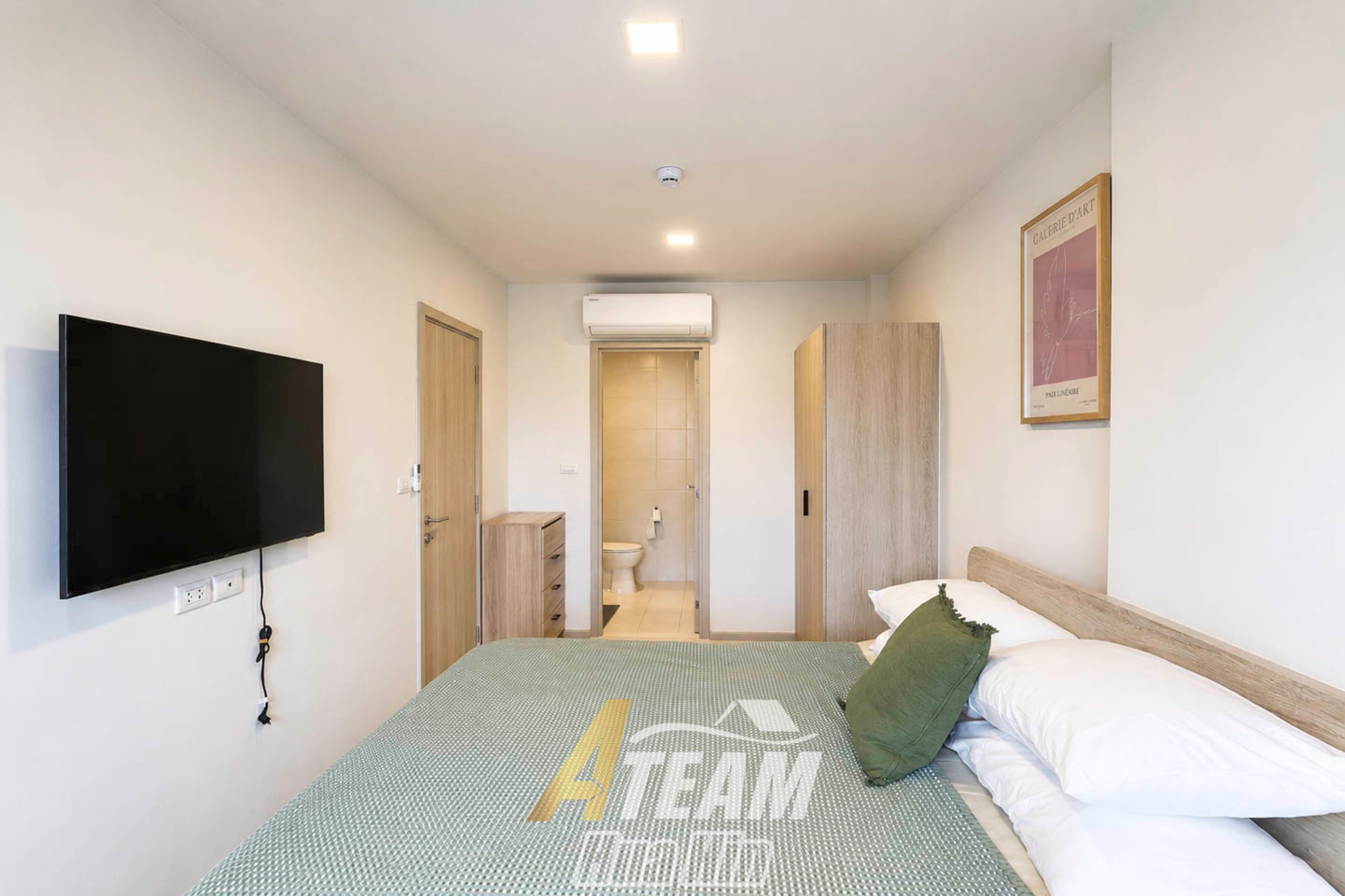Modern Coastal Living at Cabanas Hua Hin | 2-Bedroom Beachside Condo thumbnail 11