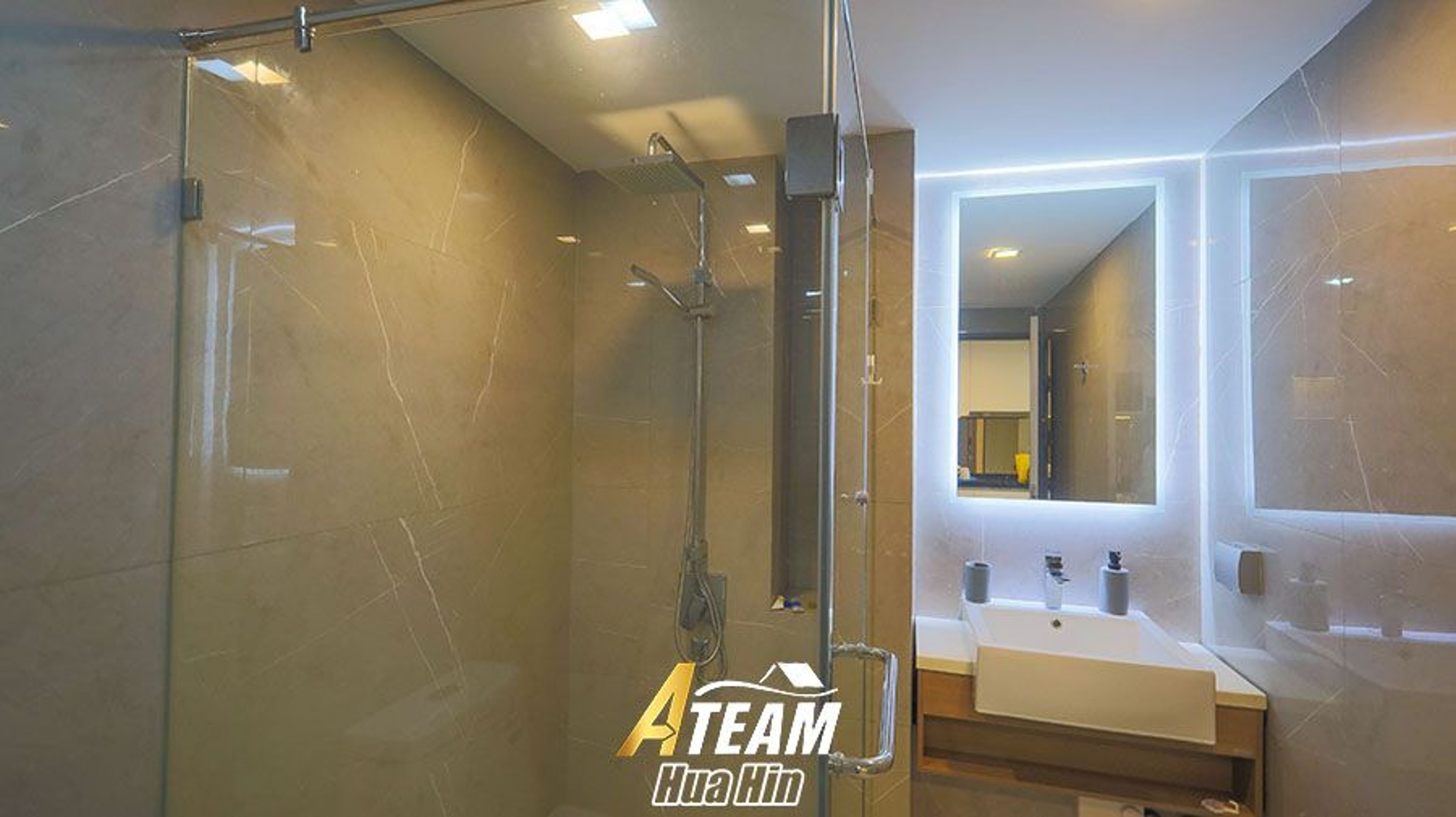 Modern 1-Bedroom  Pool View 2.5 M Dusit D2 Hua Hin  thumbnail 17