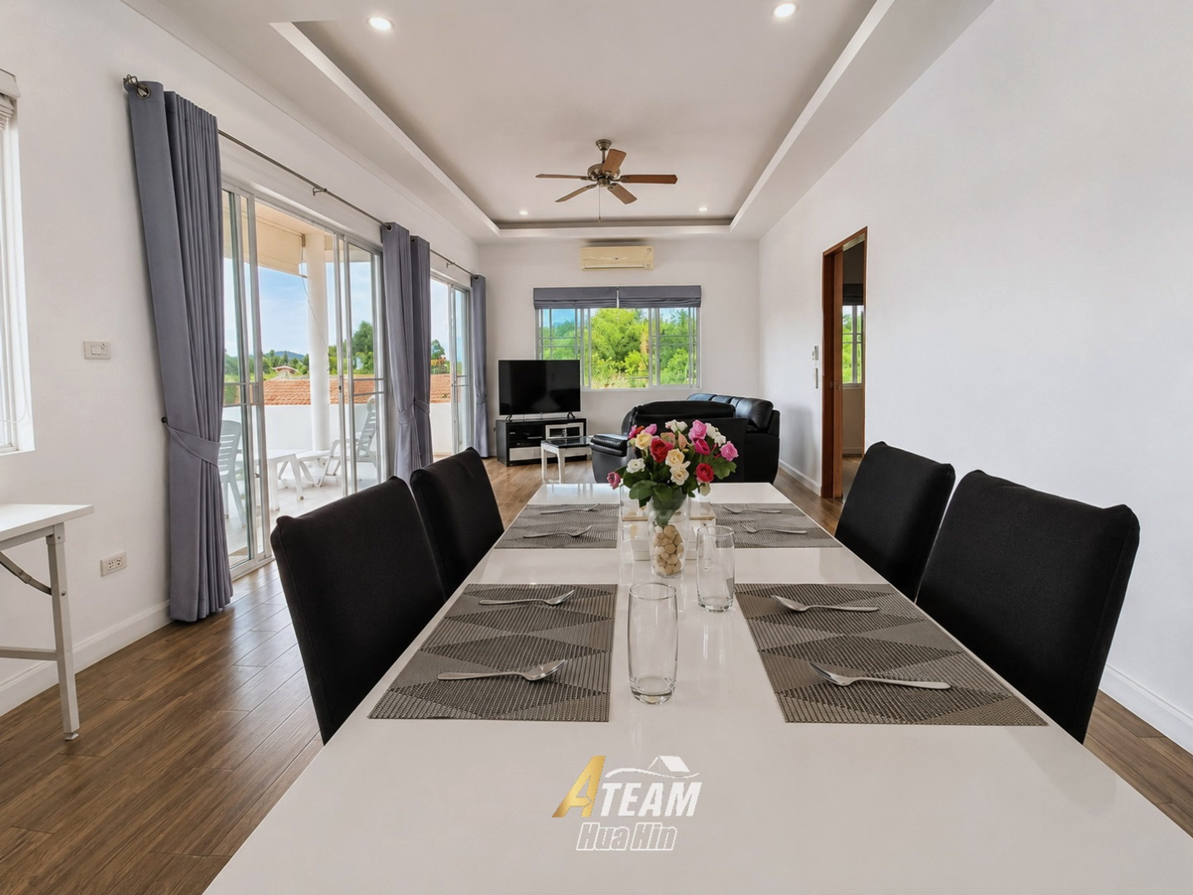 Stylish 2-Bedroom Pool Villa with Pineapple Field Views – Wang Pong, Pranburi thumbnail 20