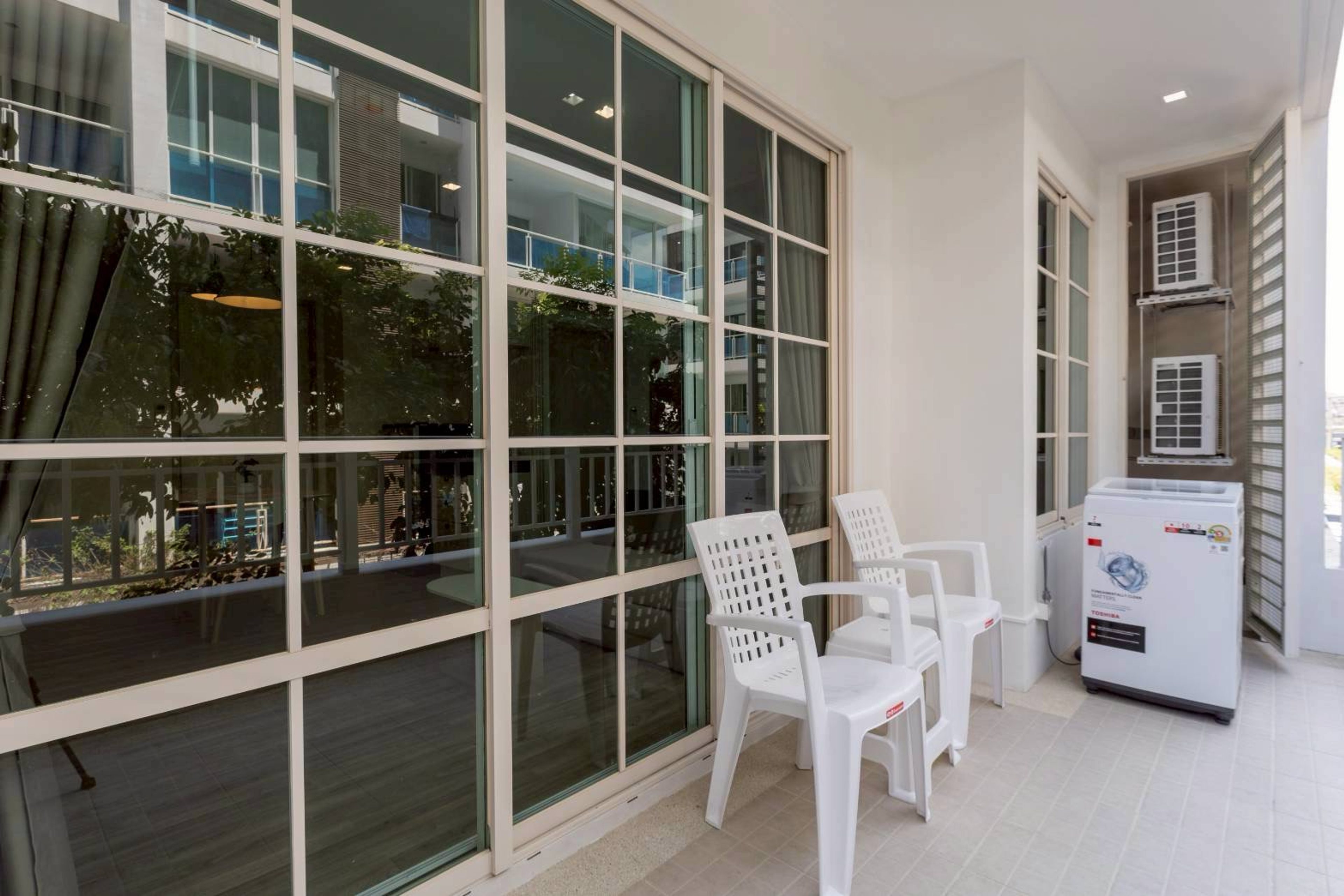 New Renovated 1 Bedroom Condo at Summer Hua Hin  thumbnail 8