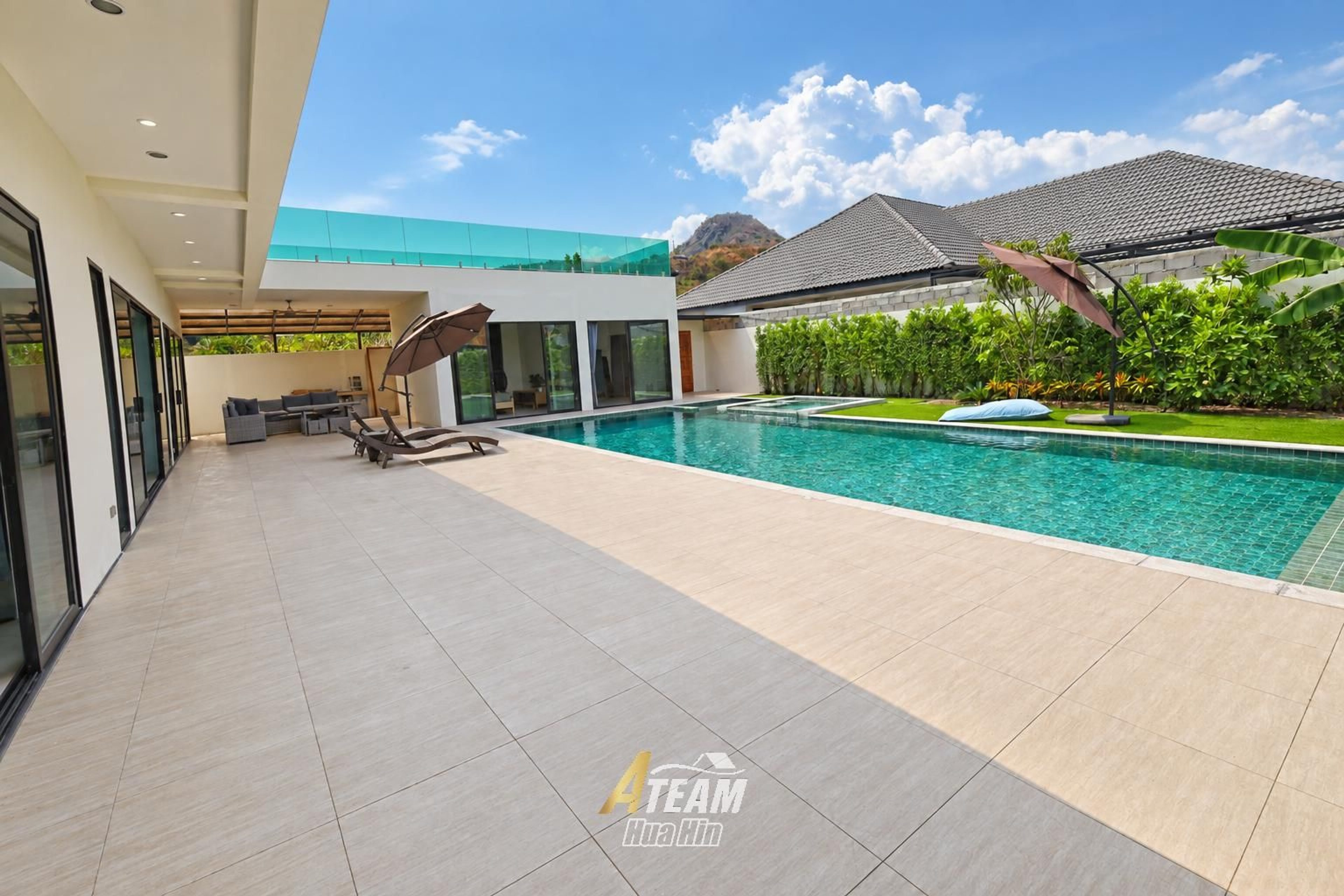 Smart, moderne og enorm – på Soi 116 i centrum af Hua Hin!, miniature 5