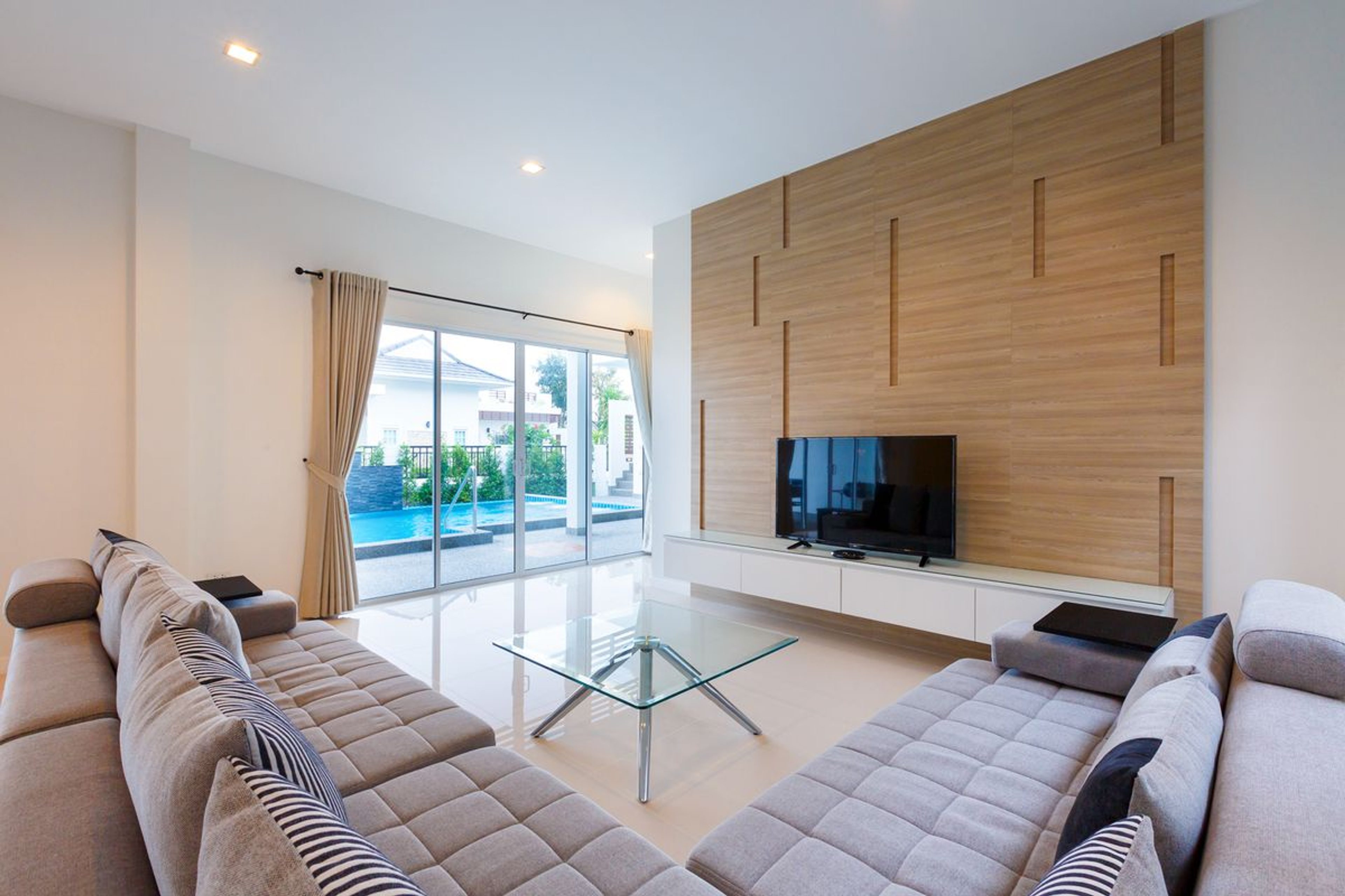 Beautiful 4 Bed 5 Bathroom Pool Villa at Sivana Gardens thumbnail 19