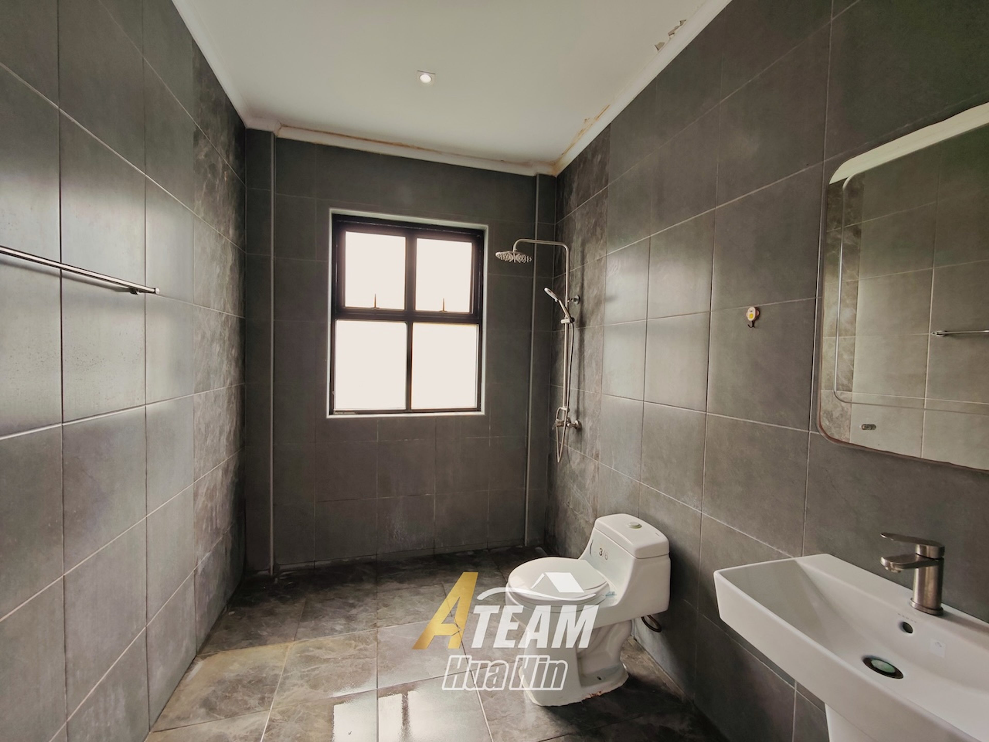 Peaceful Countryside Standalone House on 5 Rai Land in Sam Phraya  thumbnail 9