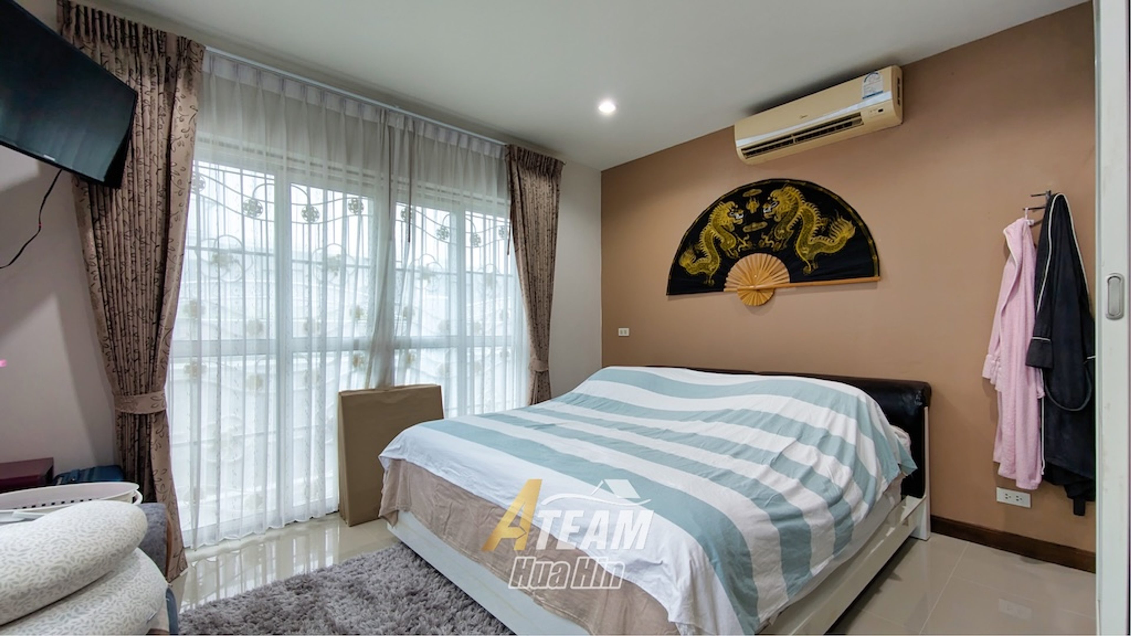 La Sierra Modern Villa – 5 Bedroom plus Finnish Sauna in Hua Hin Soi 1 thumbnail 23