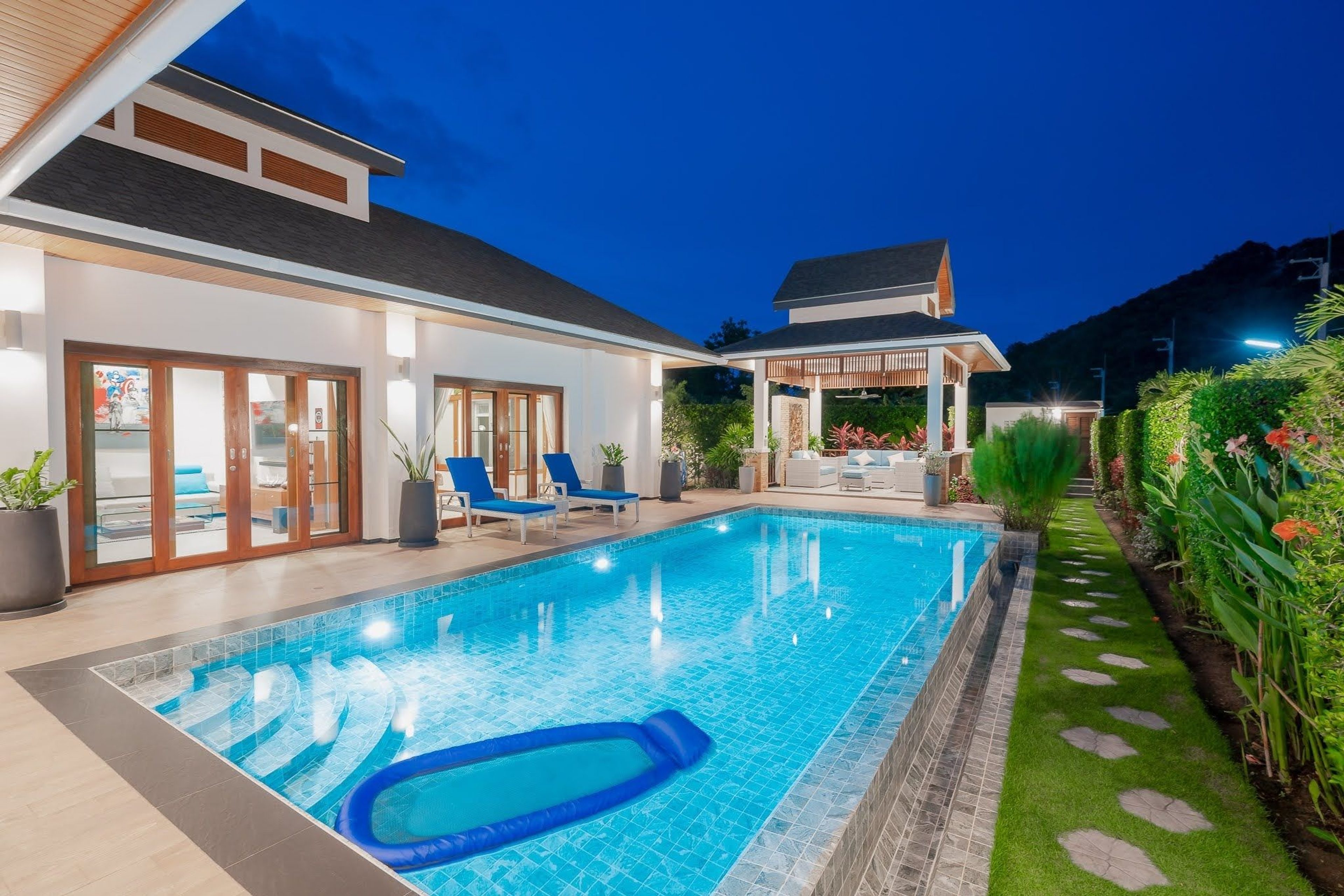 House / Villa For Rent - - 3 Bedrooms - 2 Bathrooms - Price ฿90,000 -  thumbnail 17