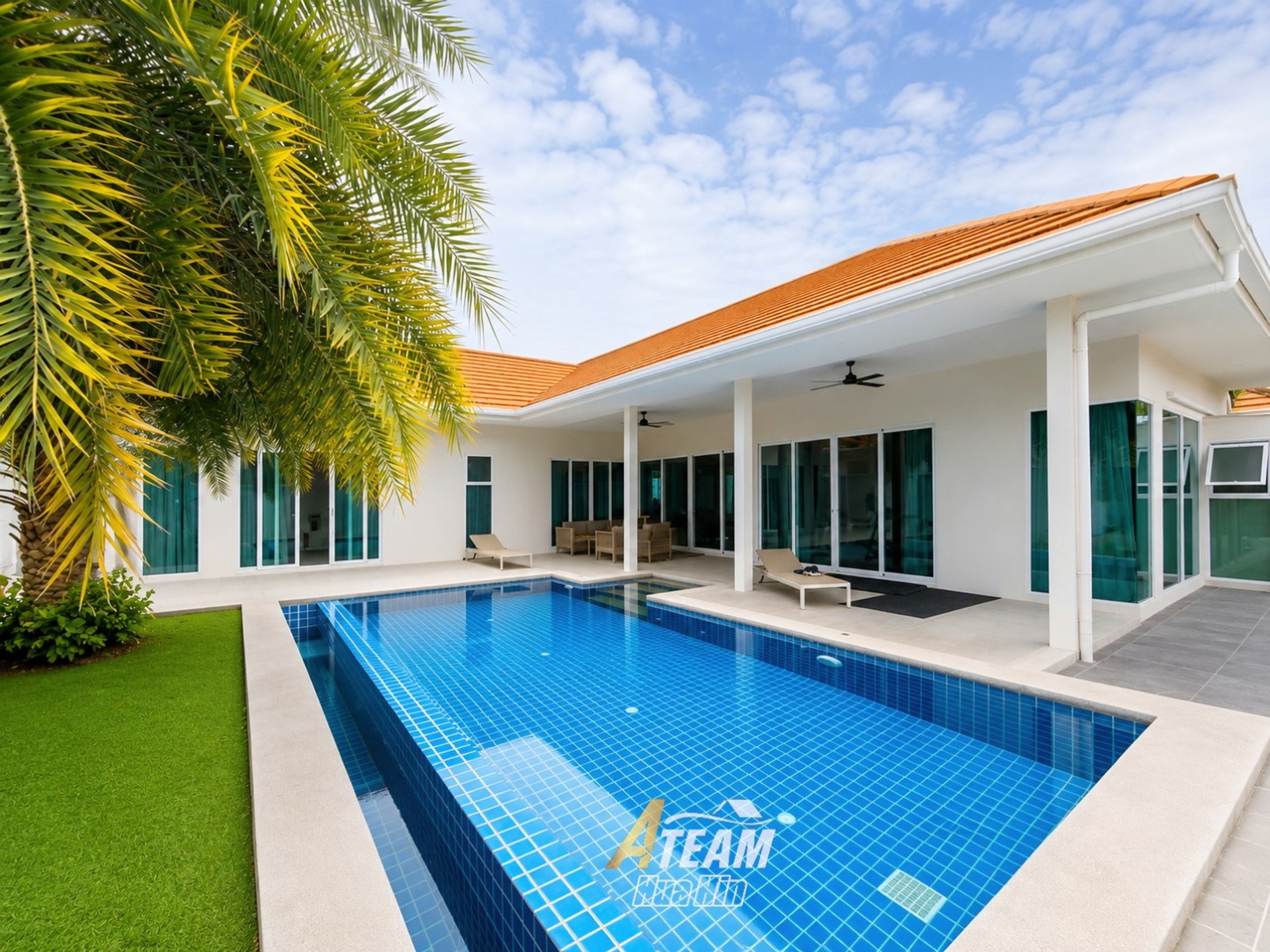 3-Bedroom Pool Villa in a Convenient Soi 114 Location
