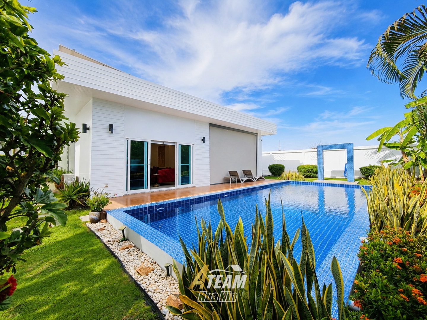 Beautiful Smart Pool Villa for Sale in Soi 112, Thap Tai