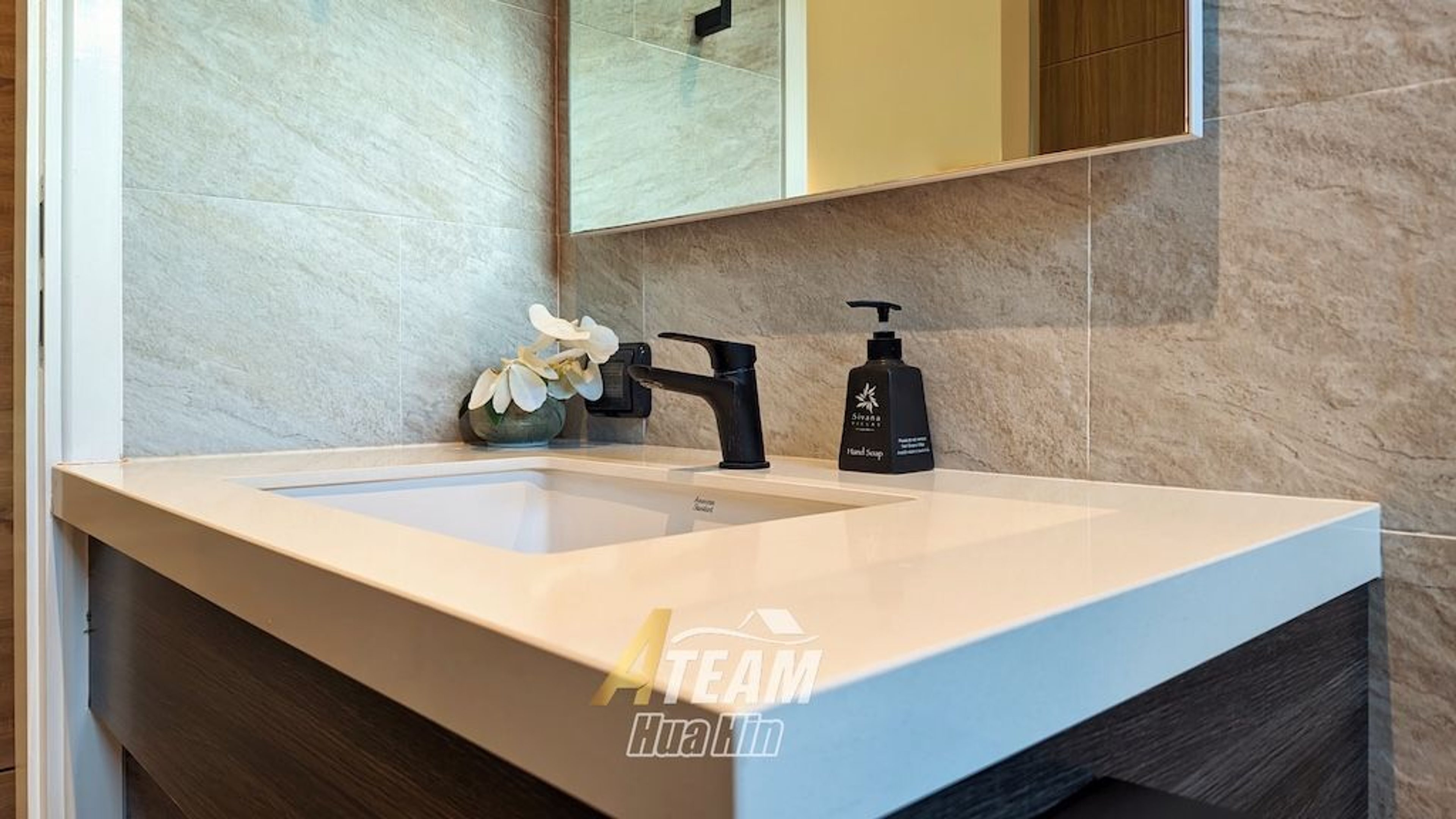 Modern Luxury Villas in Khao Tao thumbnail 21