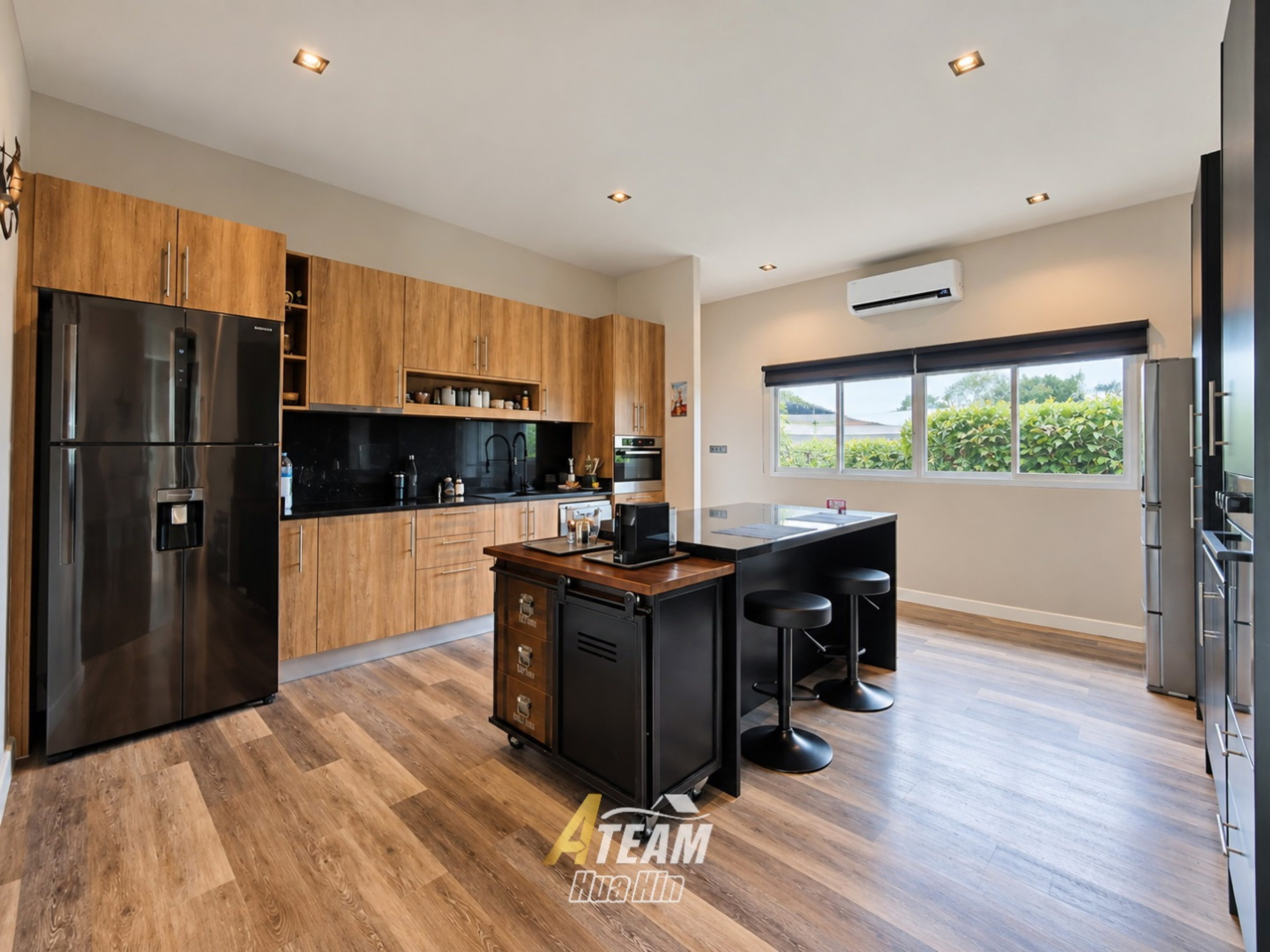 Spacious 4-Bedroom Pool Villa in Black Mountain Area thumbnail 14