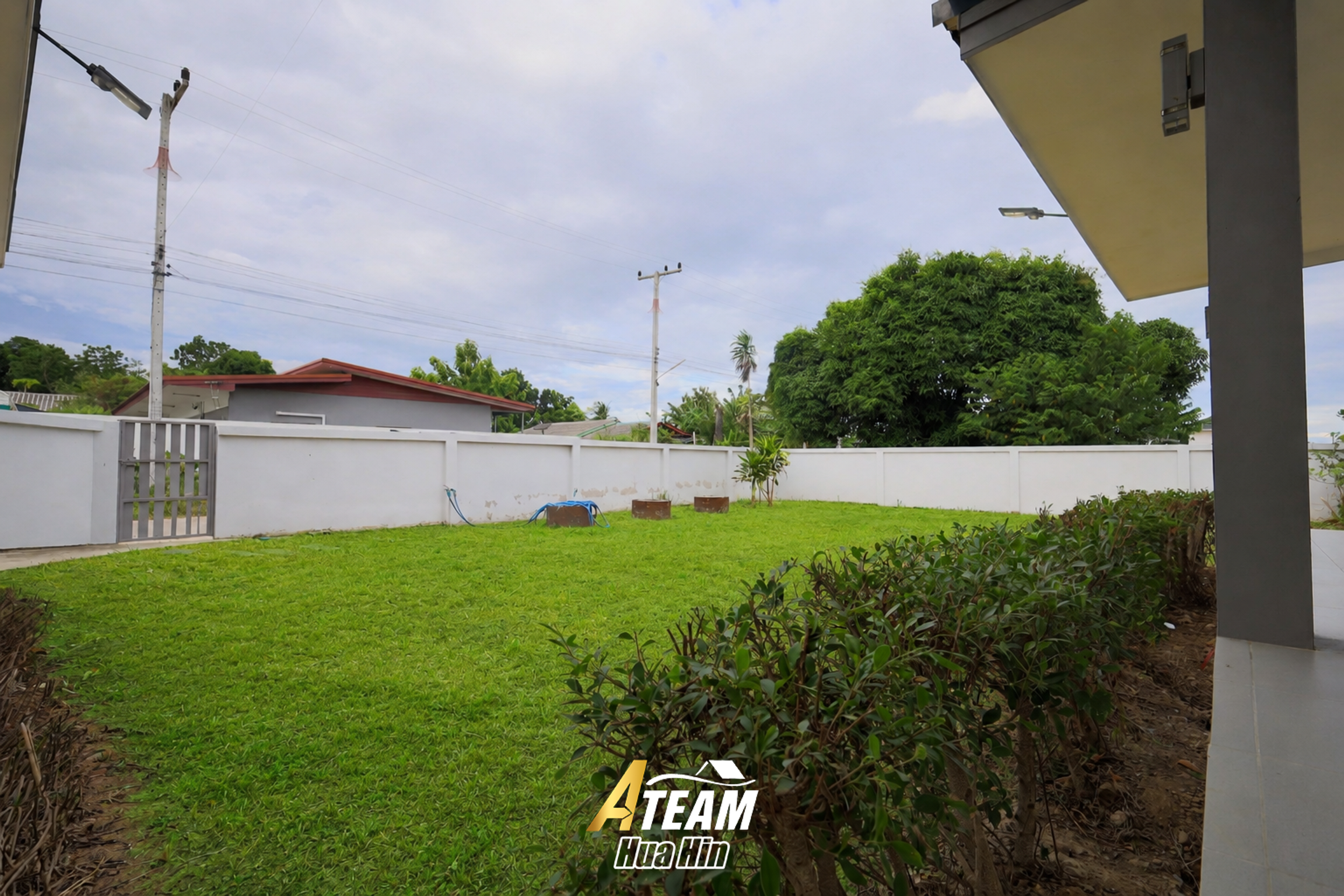 For sale House 3-Bedroom in Black Mountain. thumbnail 23