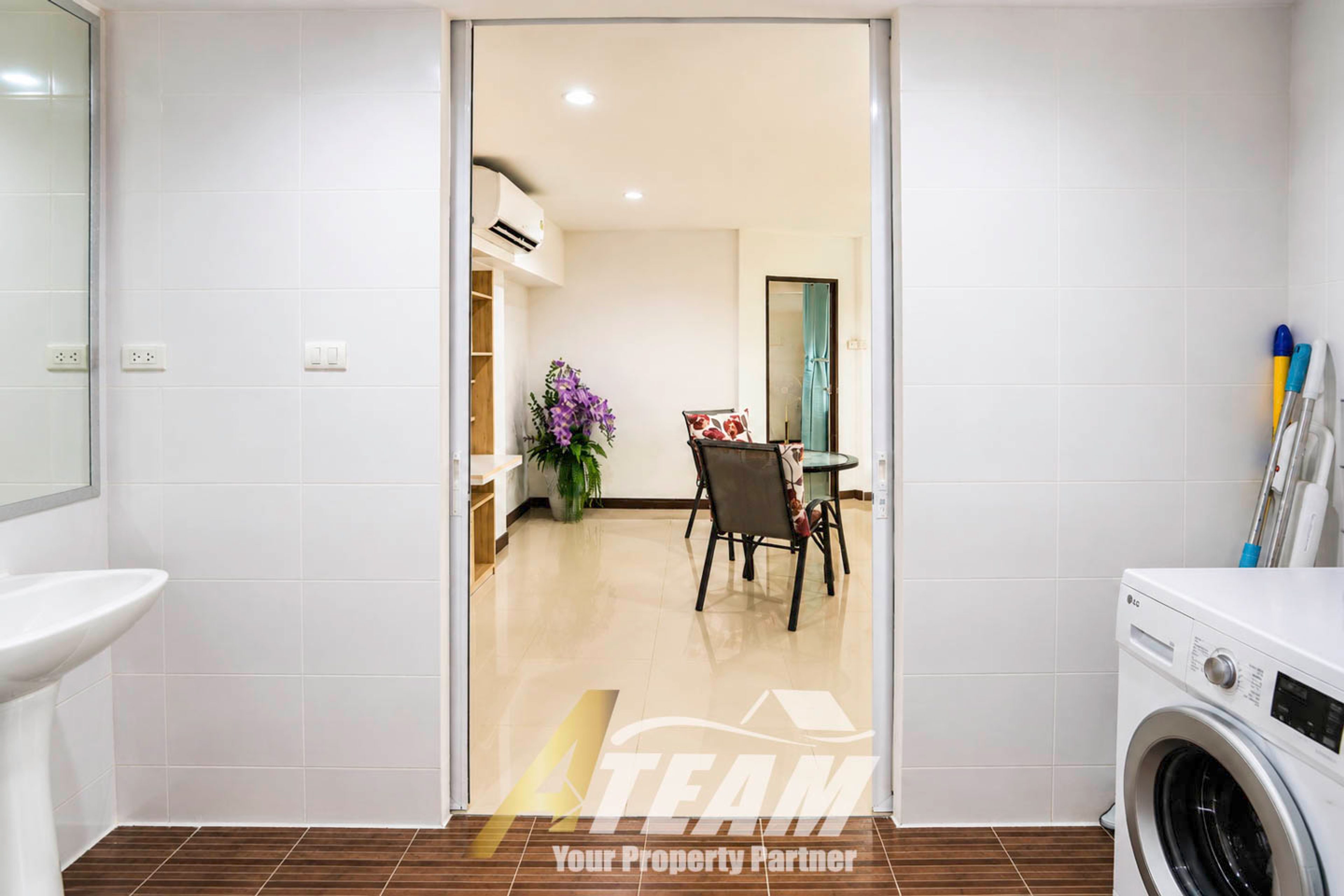 Spacious Corner 1-Bedroom Condo for Sale – The Pride Hua Hin thumbnail 13