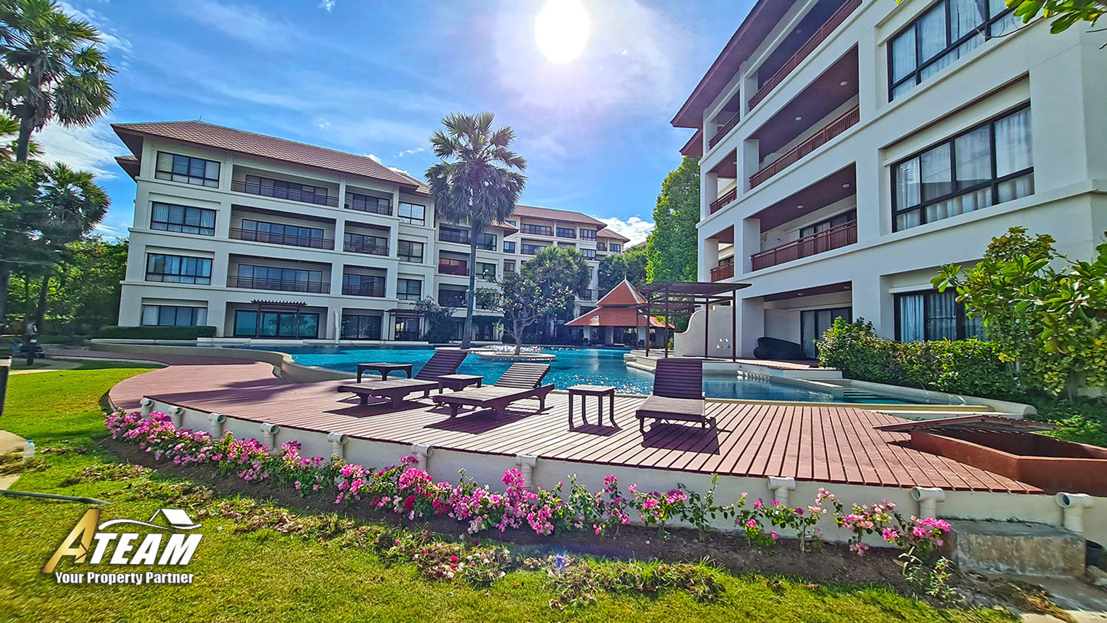 Beachfront sea view condo in Khao Tao, Santipura thumbnail 37