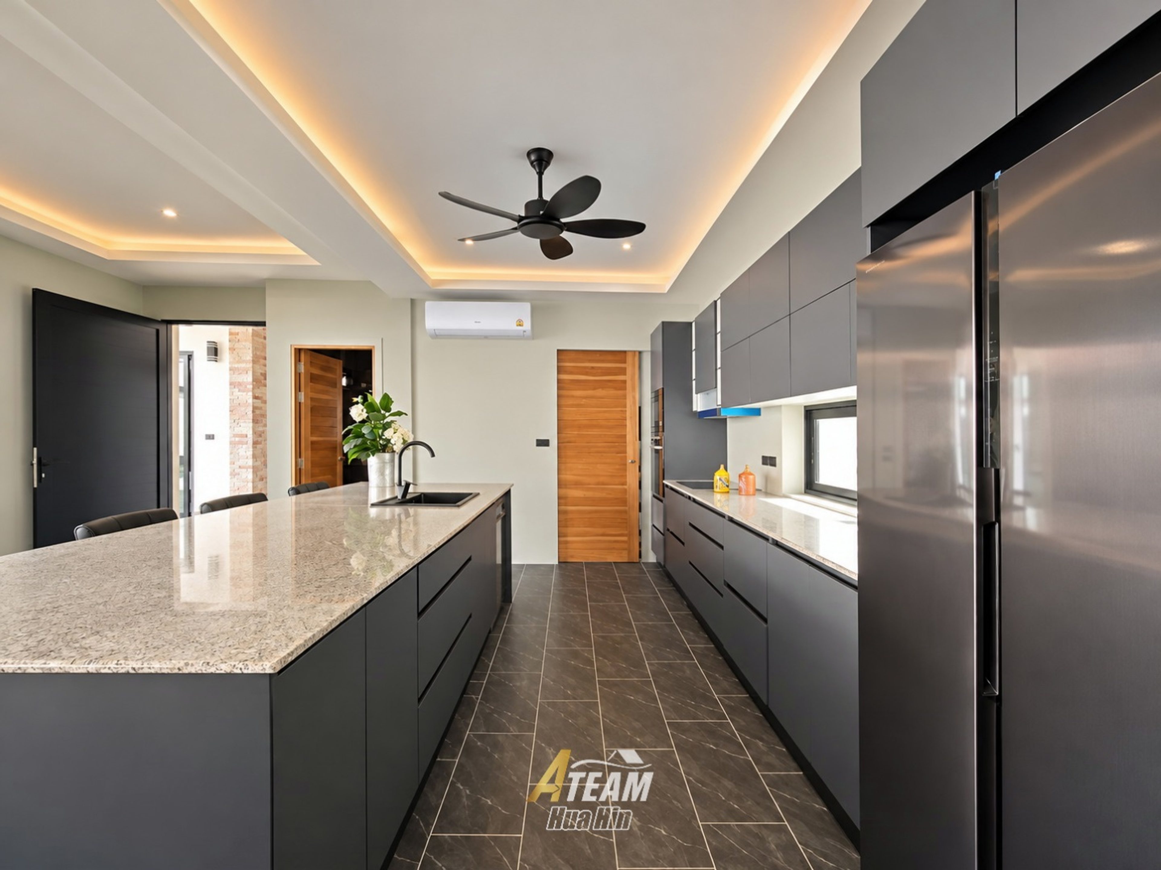 Beautiful Modern New-Build Pool Villa  thumbnail 14