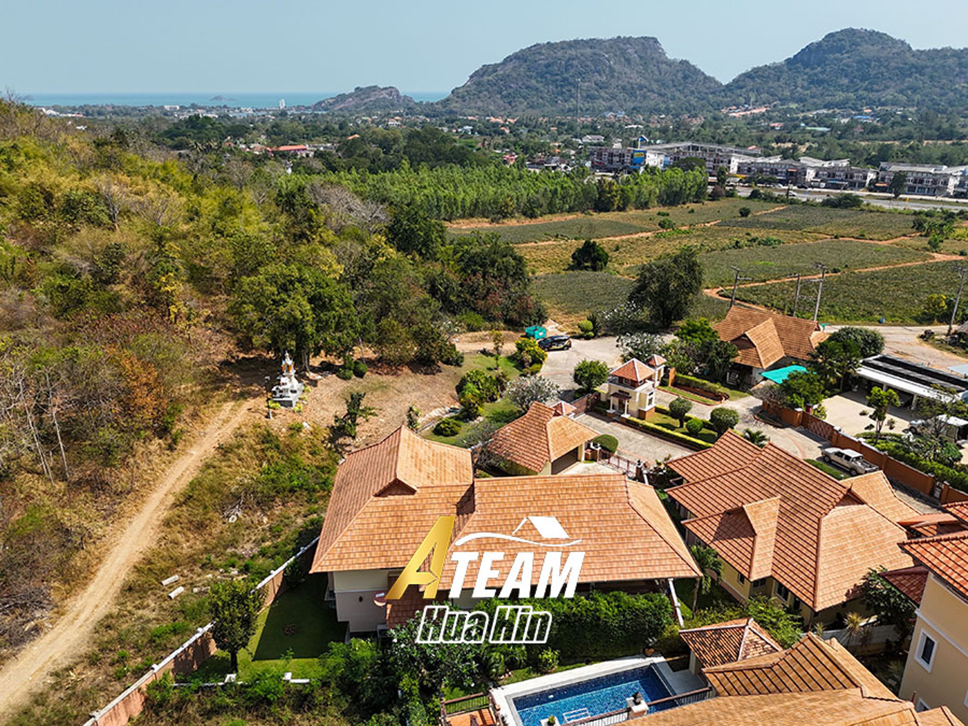 Beautiful 2 storey Pool Villa with mountain views thumbnail 23