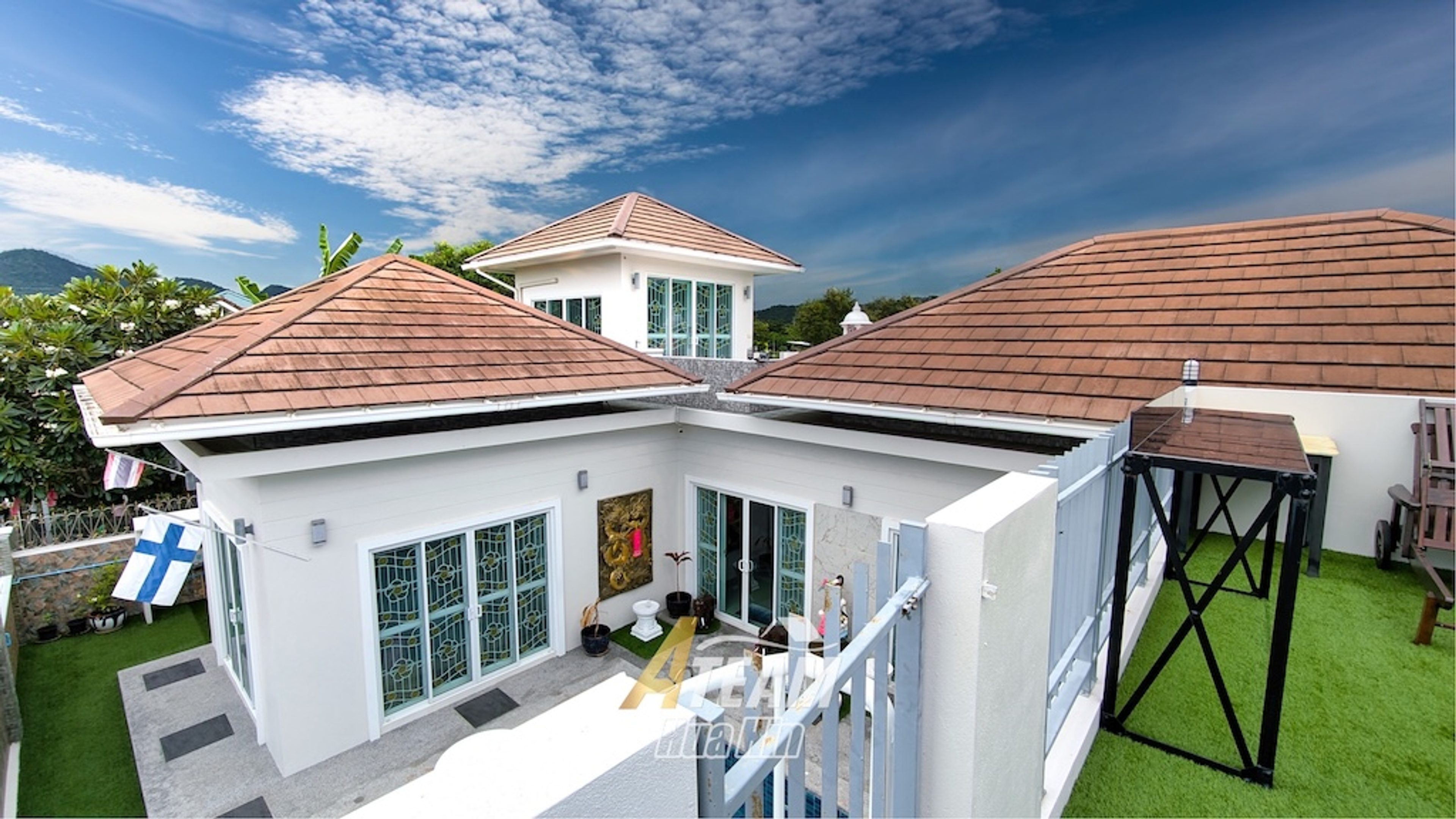 La Sierra Modern Villa – 5 Bedroom plus Finnish Sauna in Hua Hin Soi 1