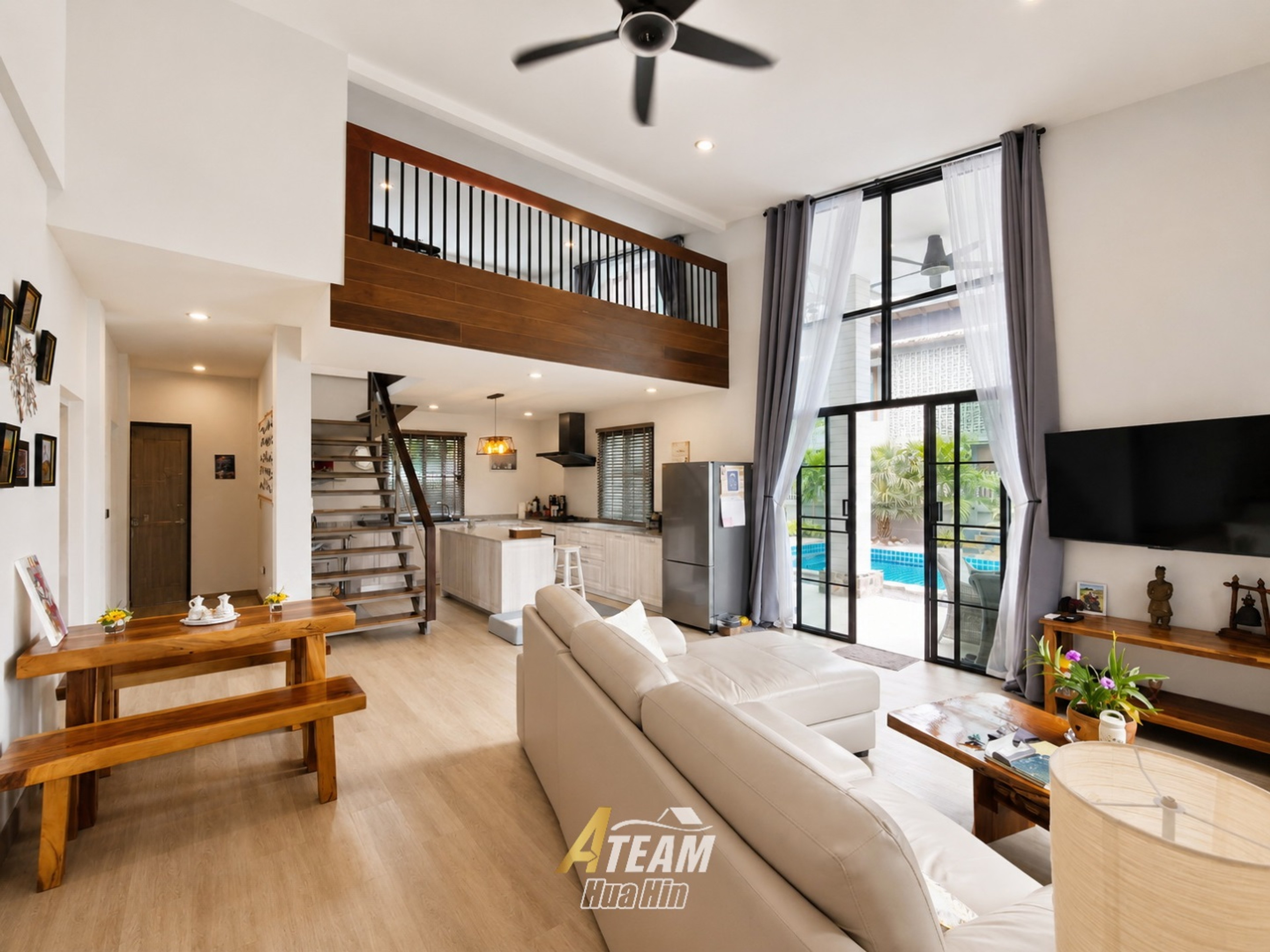 Charmante villa avec piscine de 2 chambres à vendre à Thap Tai