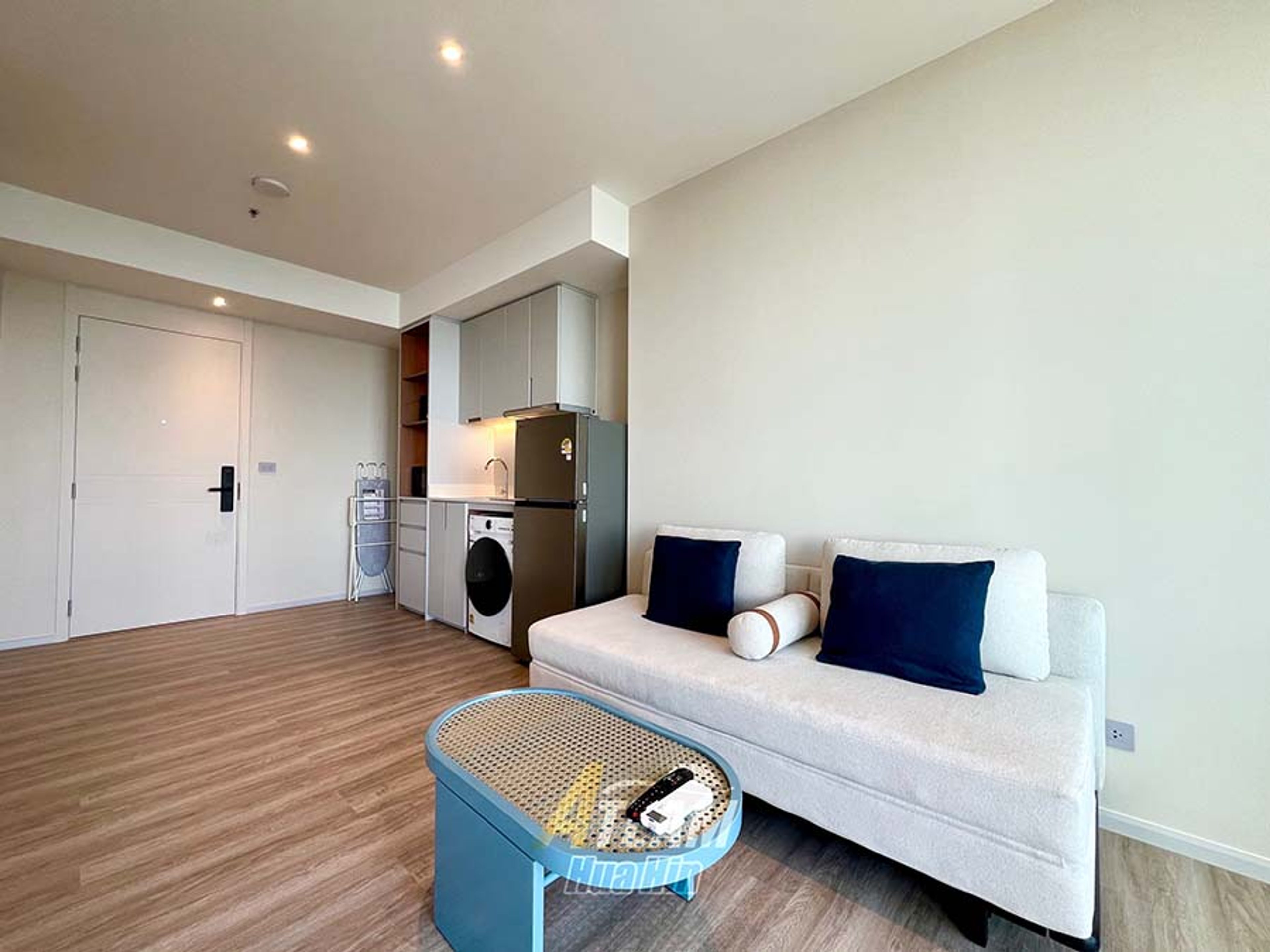 20th floor Sea View Condo for rent at Vehha Hua Hin thumbnail 4
