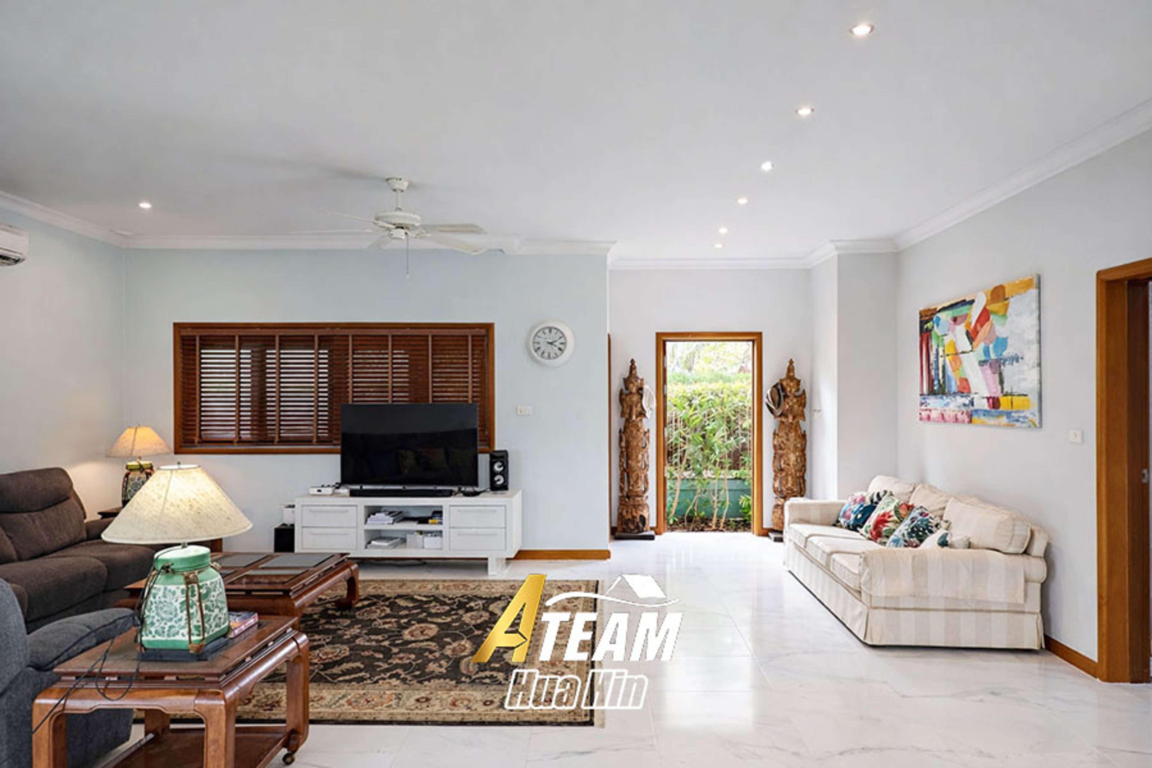 Tropical Living with Guesthouse & Multi-Purpose Room thumbnail 5