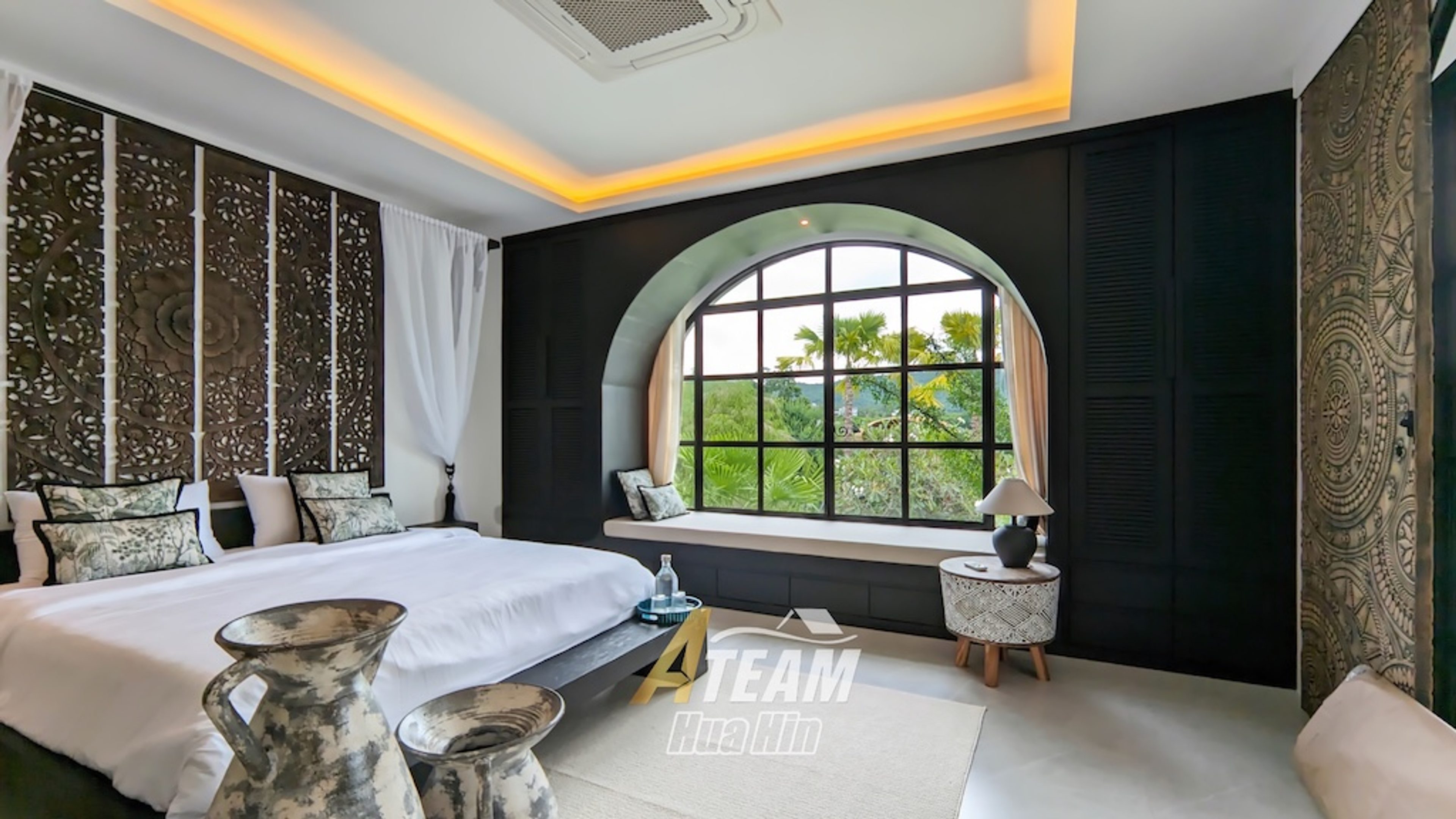 Unique Bali-style 4 Bedrooms private poolvilla thumbnail 16