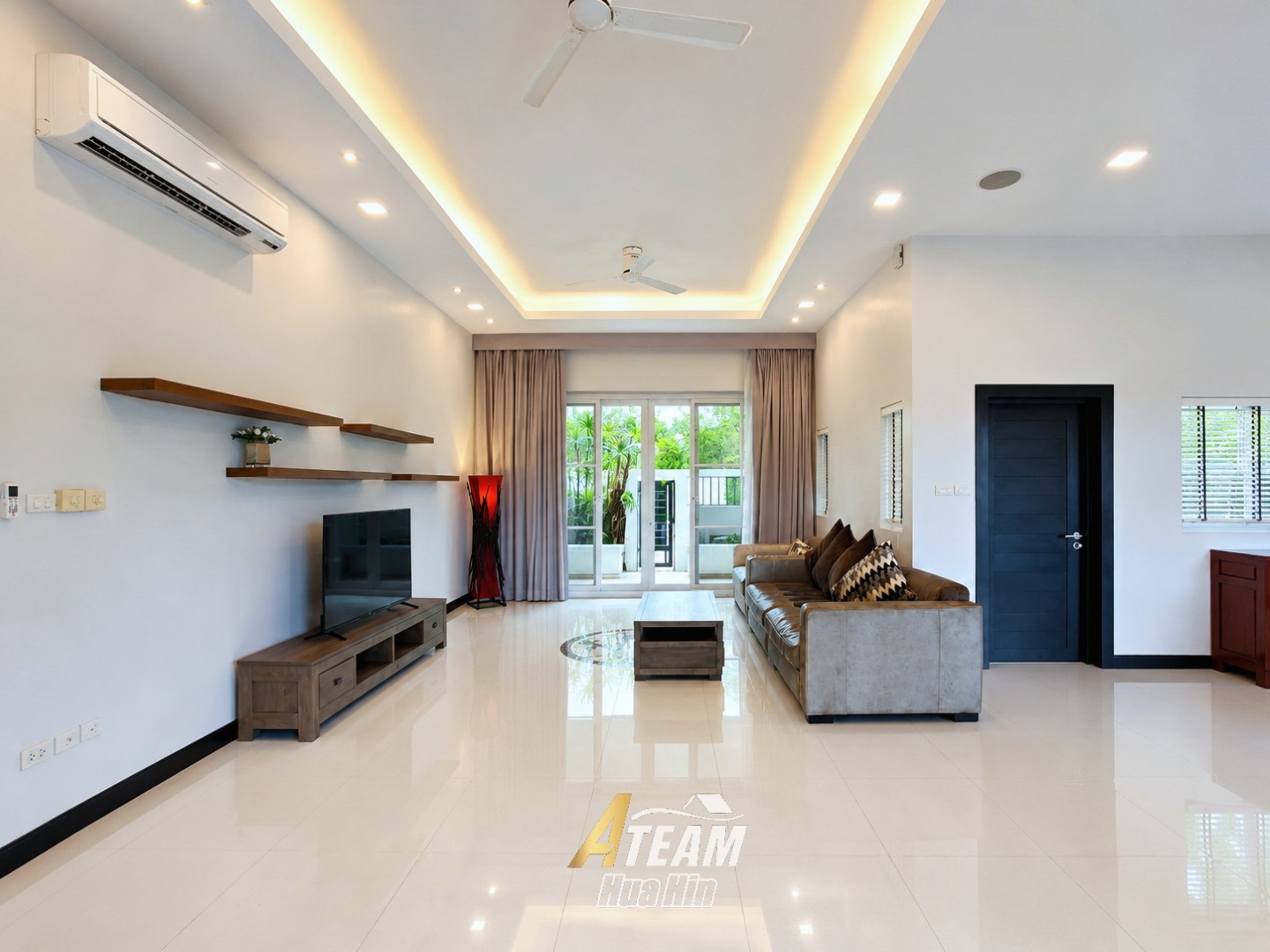 4-Bedroom Pool Villa with Mountain Views – For Sale thumbnail 4