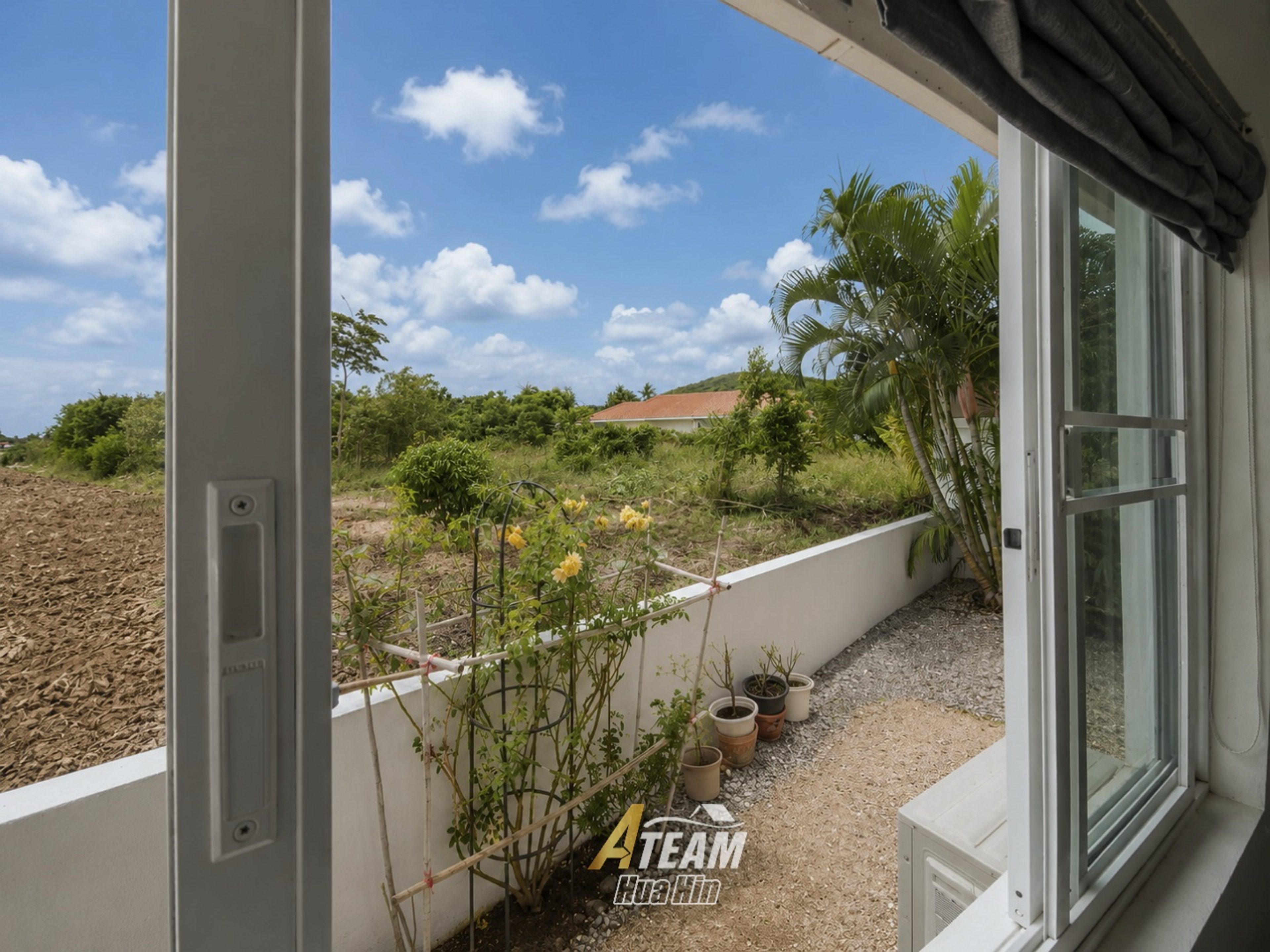 Stylish 2-Bedroom Pool Villa with Pineapple Field Views – Wang Pong, Pranburi thumbnail 32