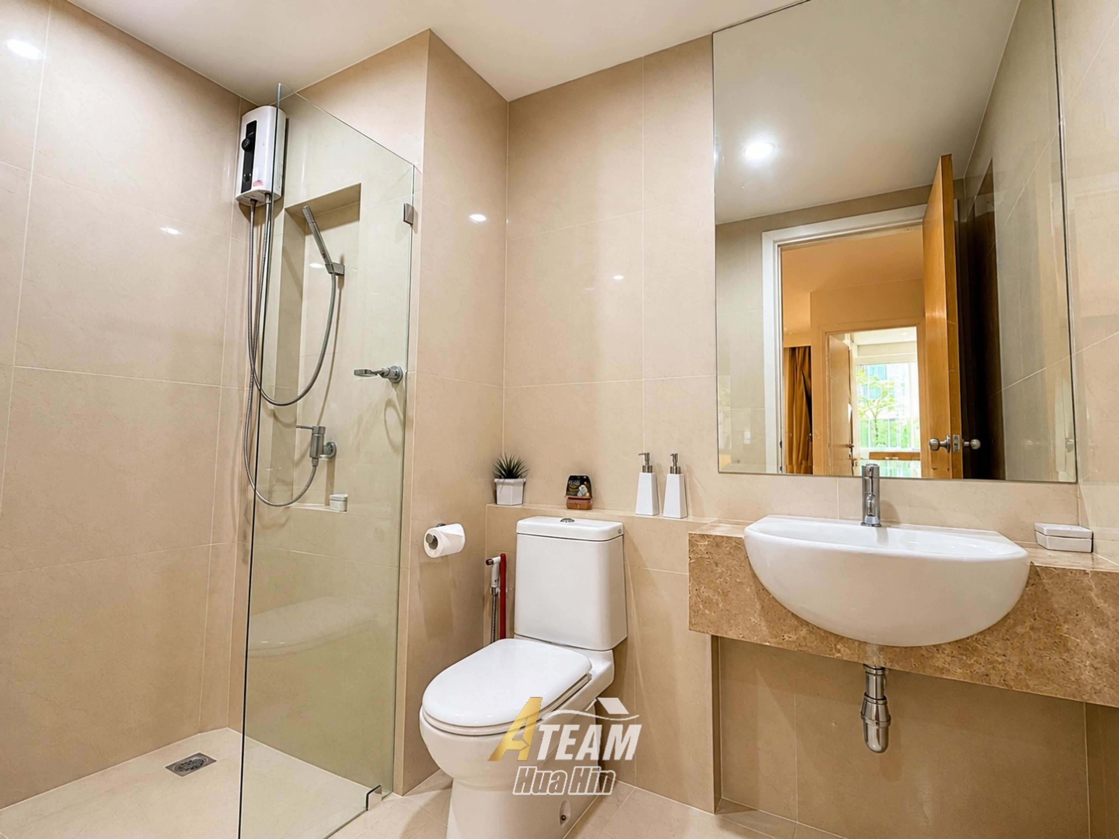 For Rent Spacious 2-Bedroom Condo Near the Beach in Khao Takiab thumbnail 12
