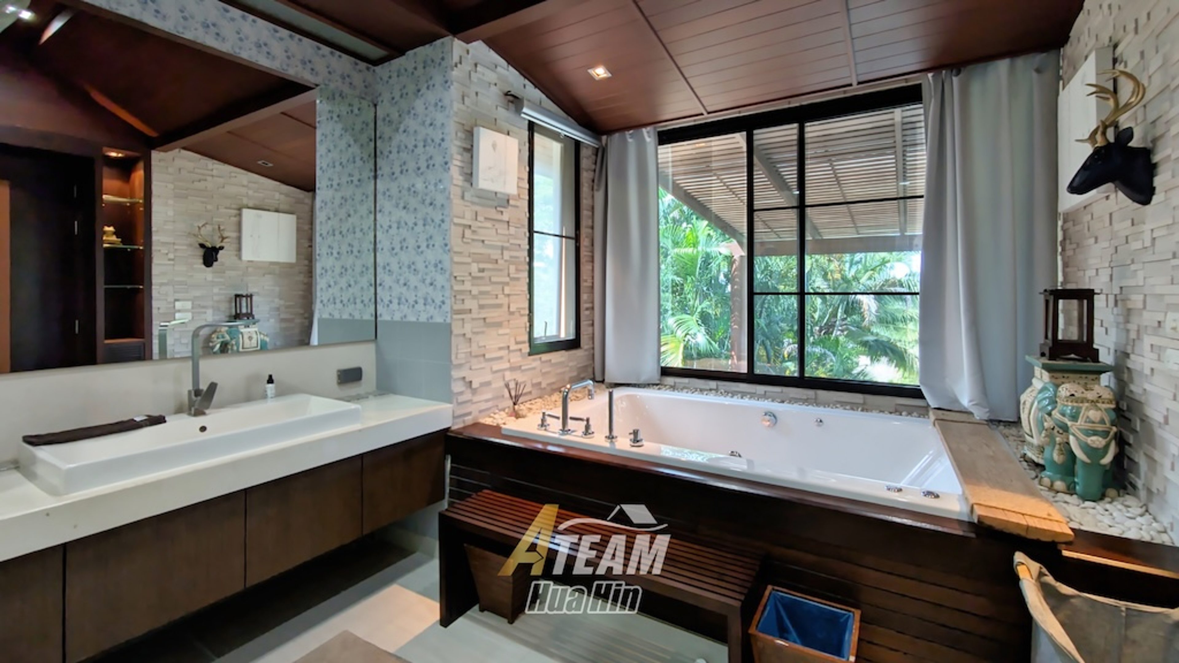Panoramic Luxury Pool Villa at Panorama Khao Tao thumbnail 30