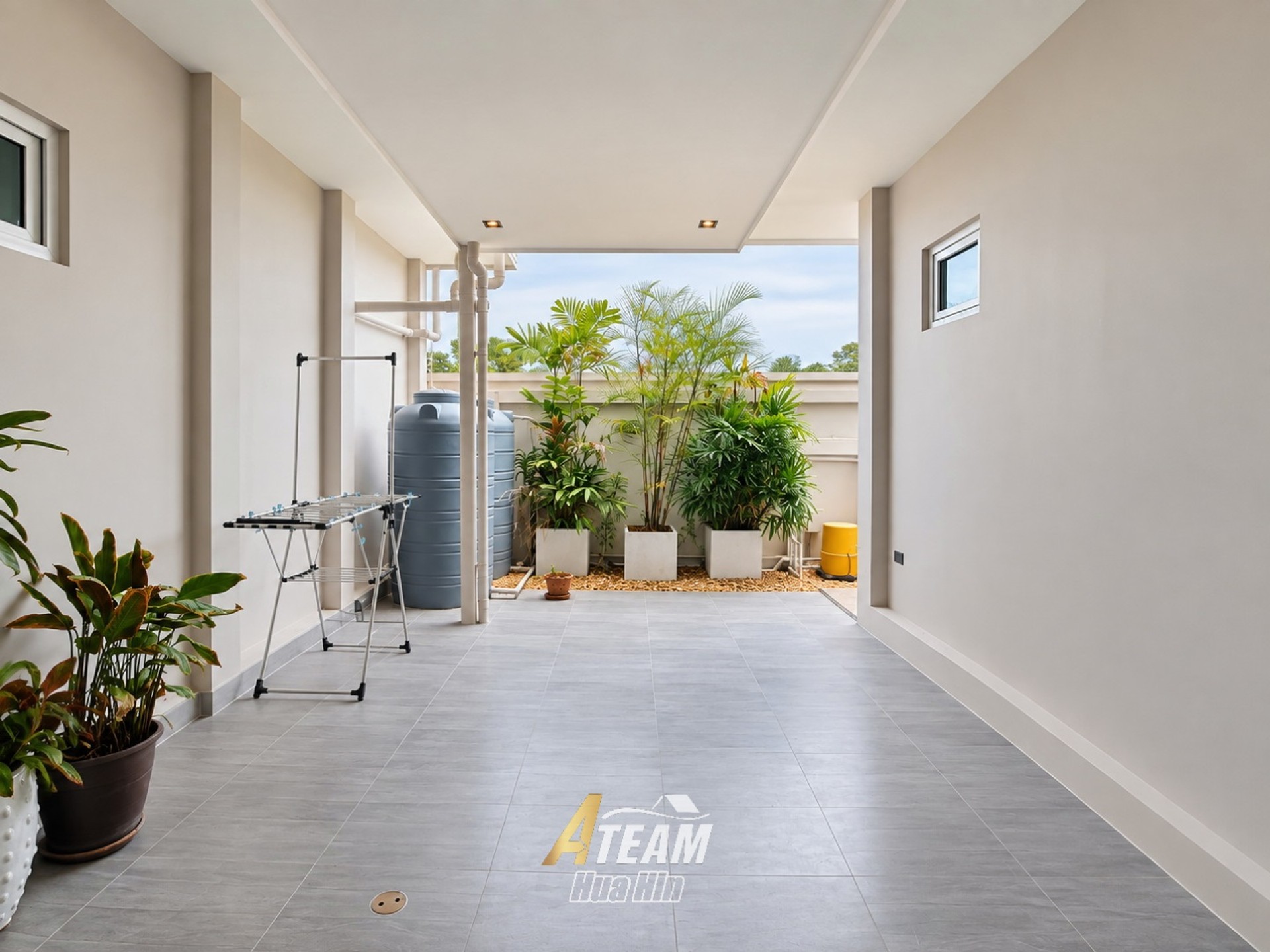 Spacious 4-Bedroom Pool Villa in Black Mountain Area