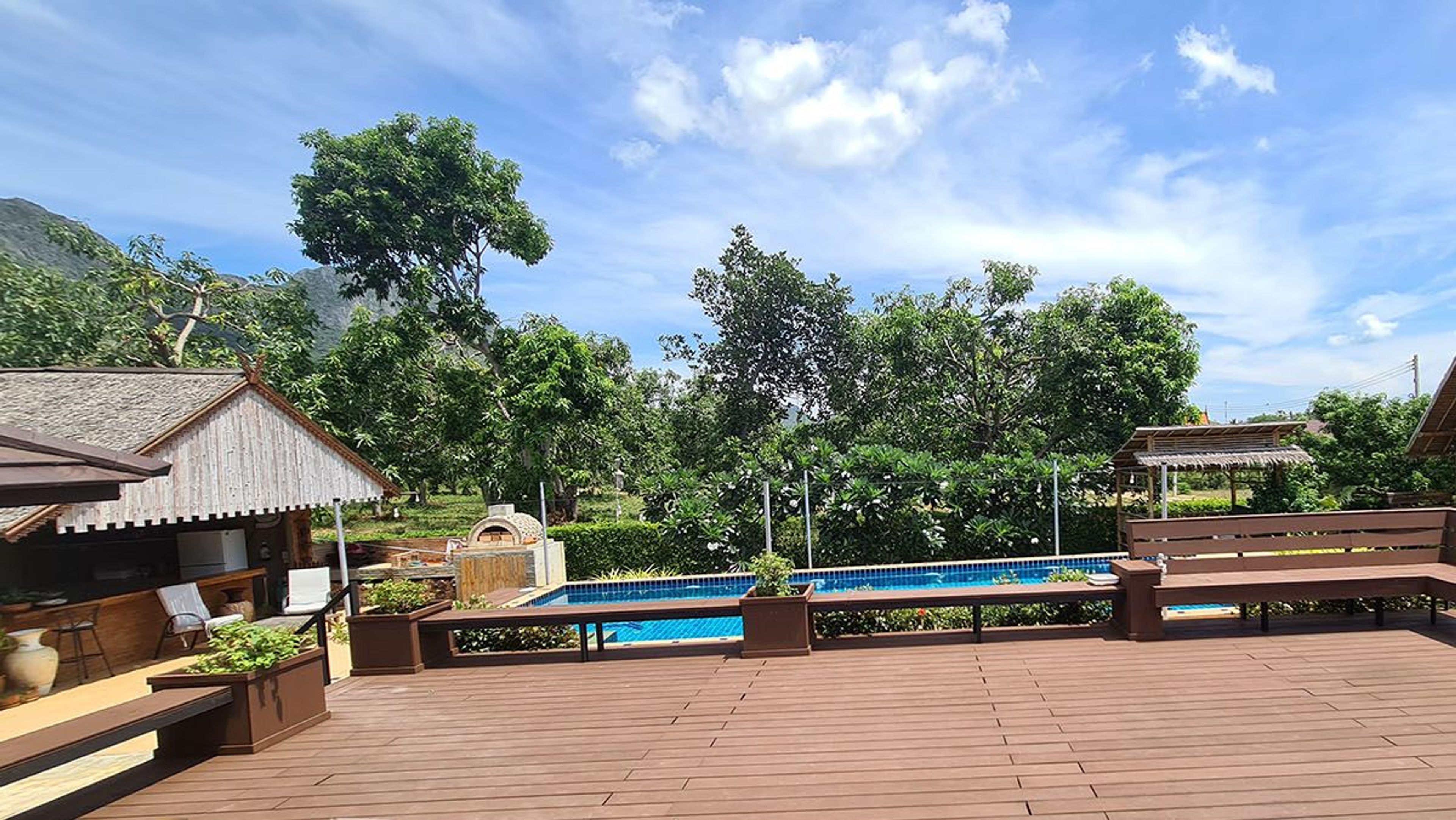 Mango Hills one of a kind resort property in stunning scenic location thumbnail 6