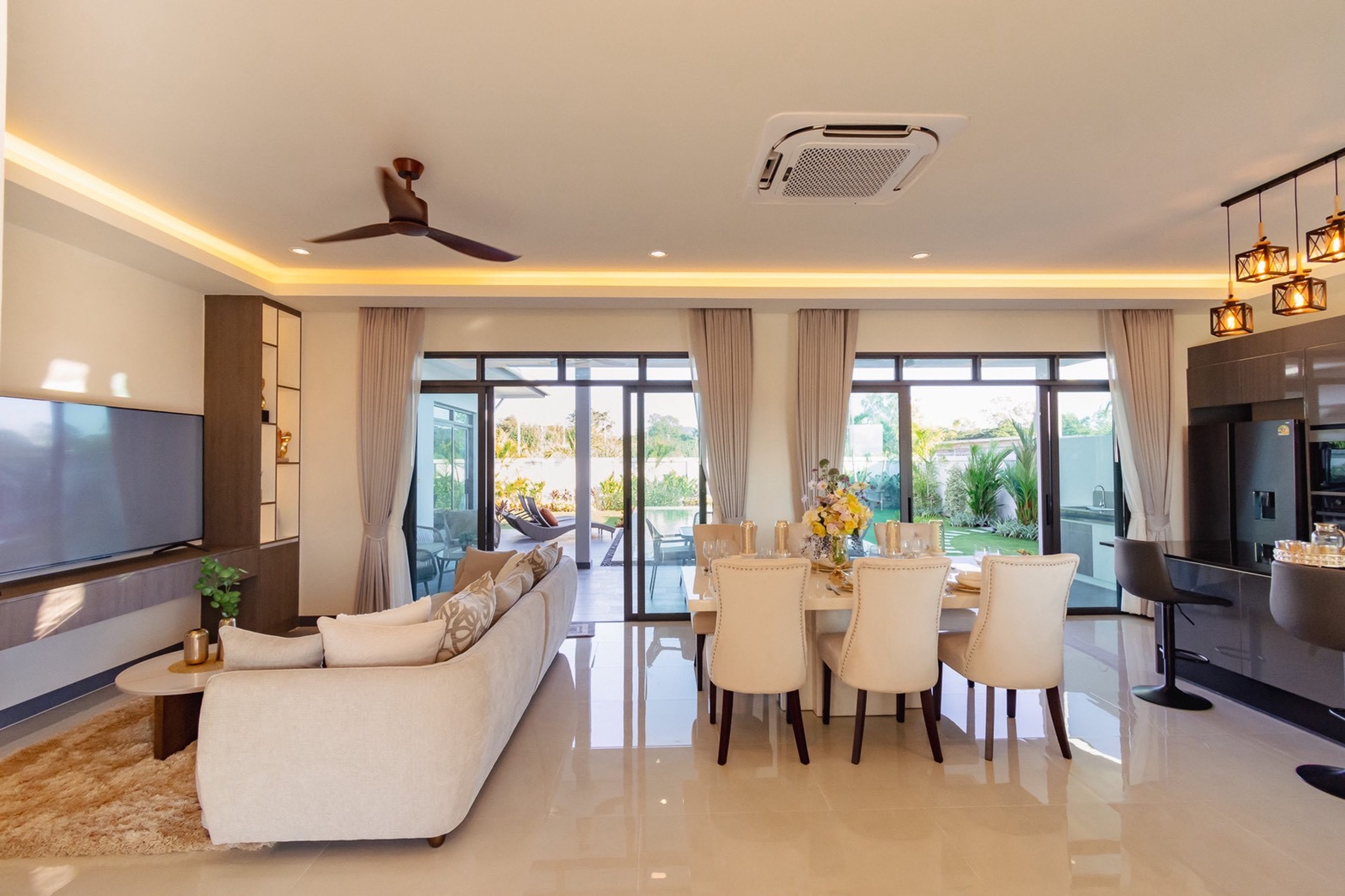 Modern 3 Bedroom  Luxury Pool Villas on Soi 112 thumbnail 10