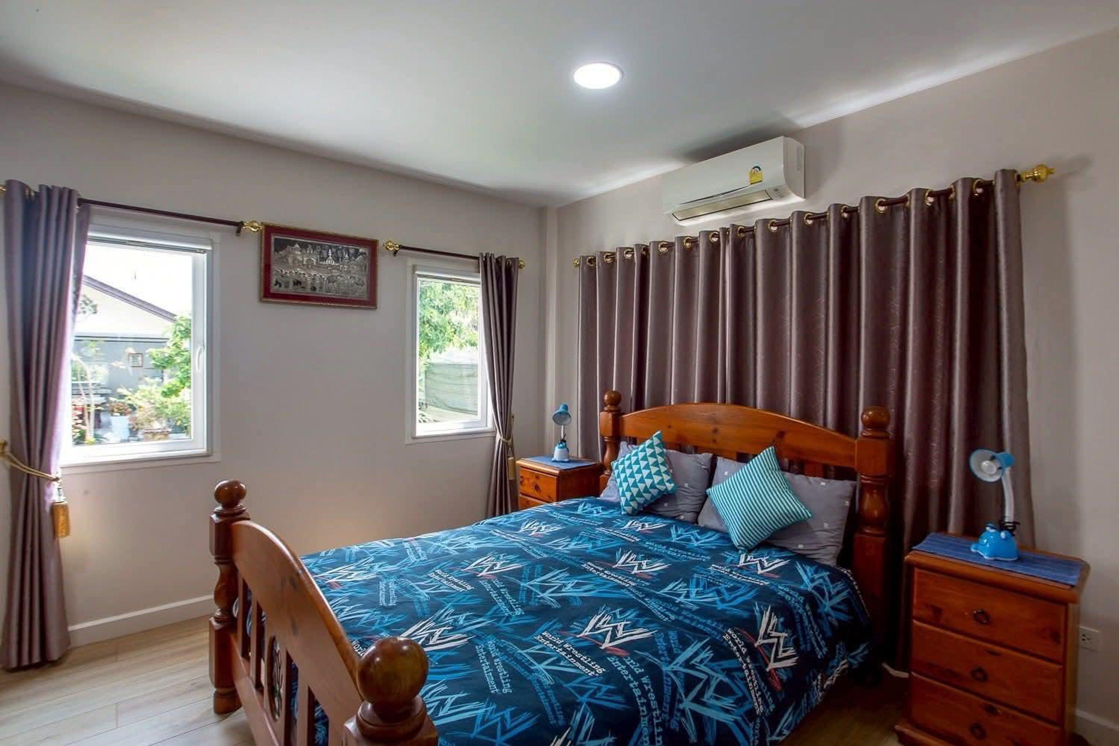 Impressive 7-Bedroom Mansion with Large Saltwater Pool in Cha-Am thumbnail 17