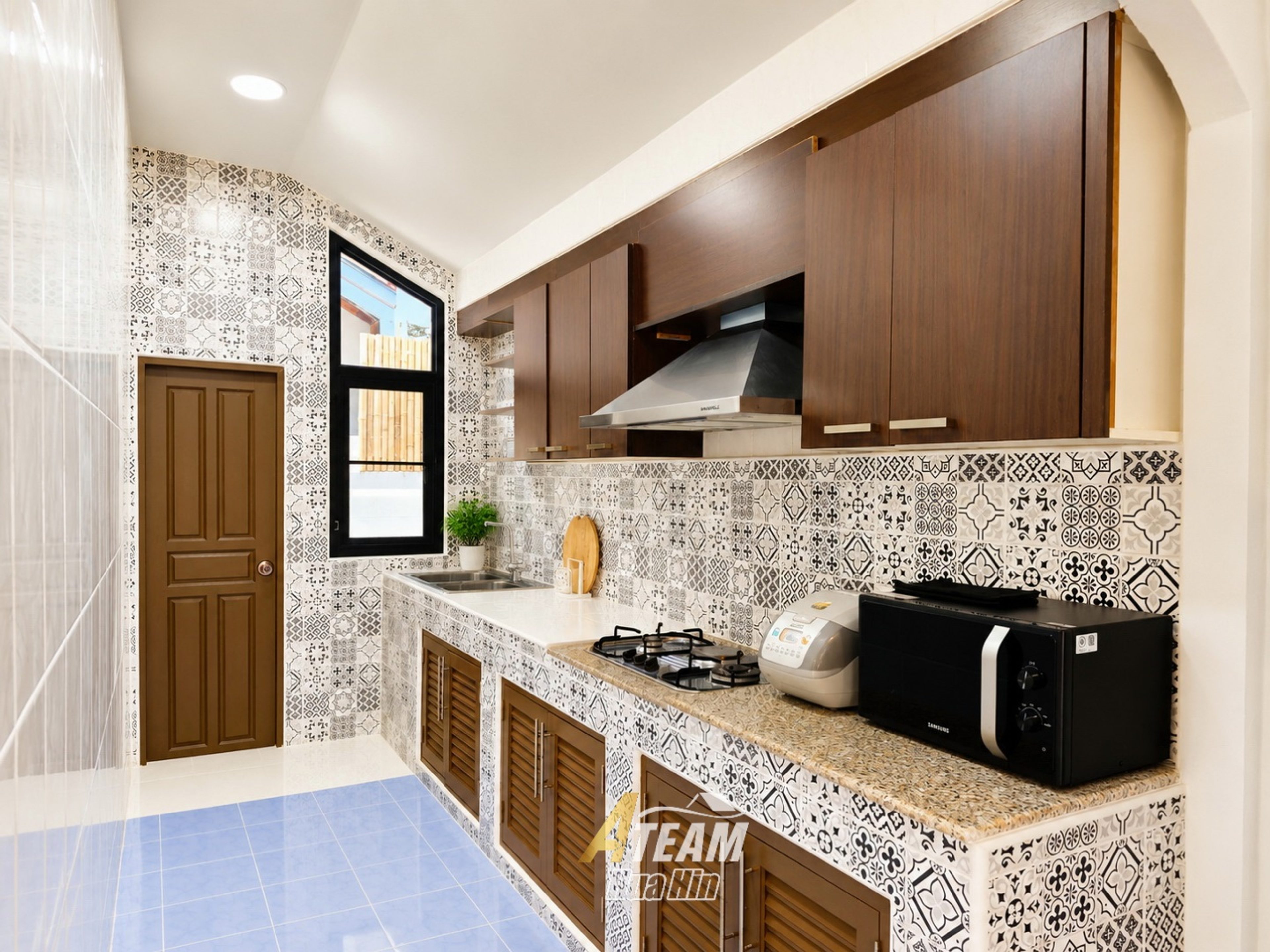 Beautifully Renovated 3-Bedroom Home with Private Plunge Pool thumbnail 11