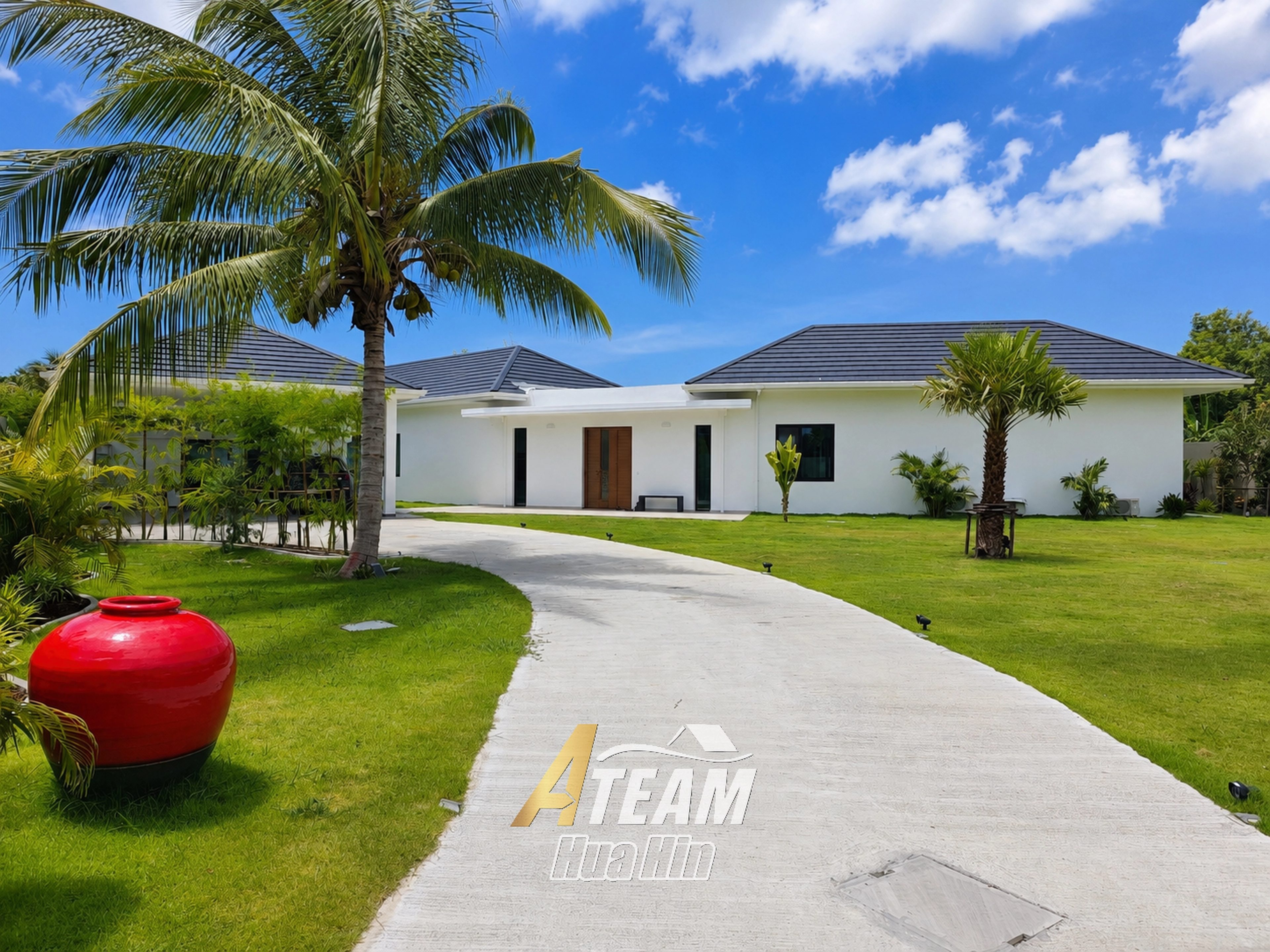 Contemporary Custom-Built Living at The Maze Hua Hin