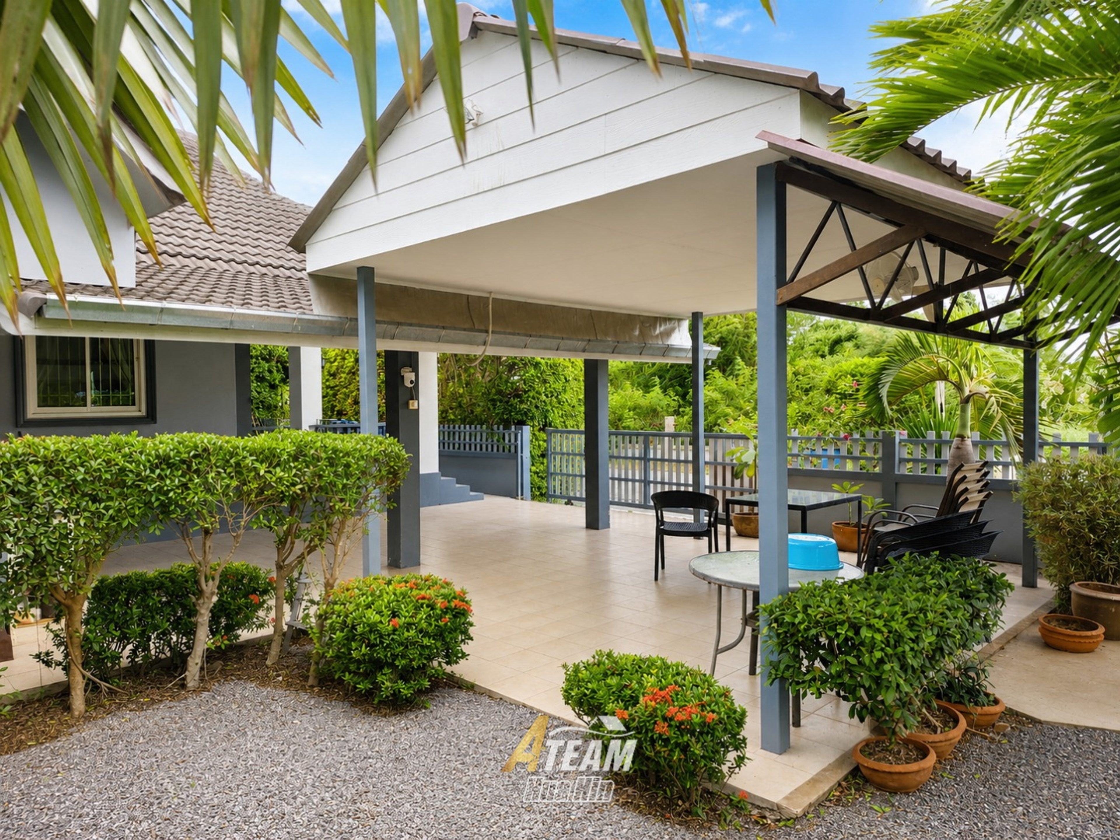 Fully Furnished 3-Bedroom House  thumbnail 3