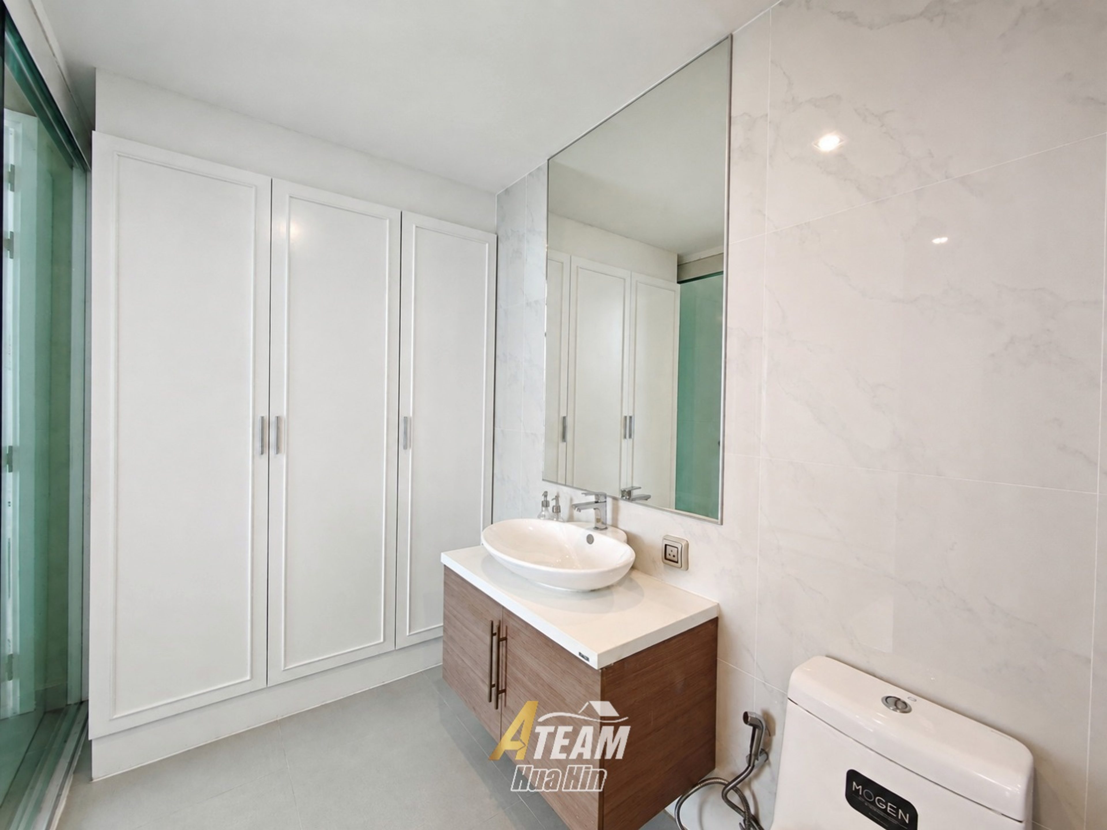 Stylish Sea View Condo with Exceptional Resort-Style Pools in Khao Takiab thumbnail 11