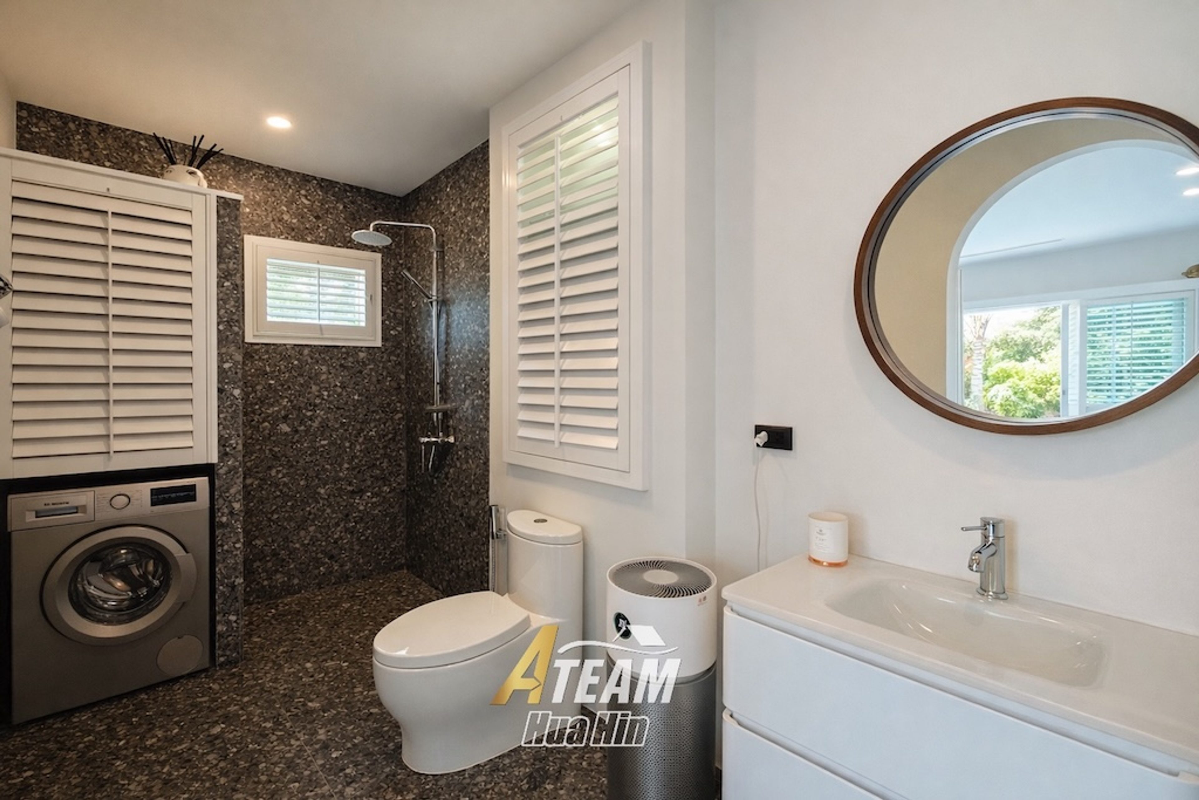 Modern 3 Bed 3 Bath Pool Villa at Black Mountain Golf Club thumbnail 8